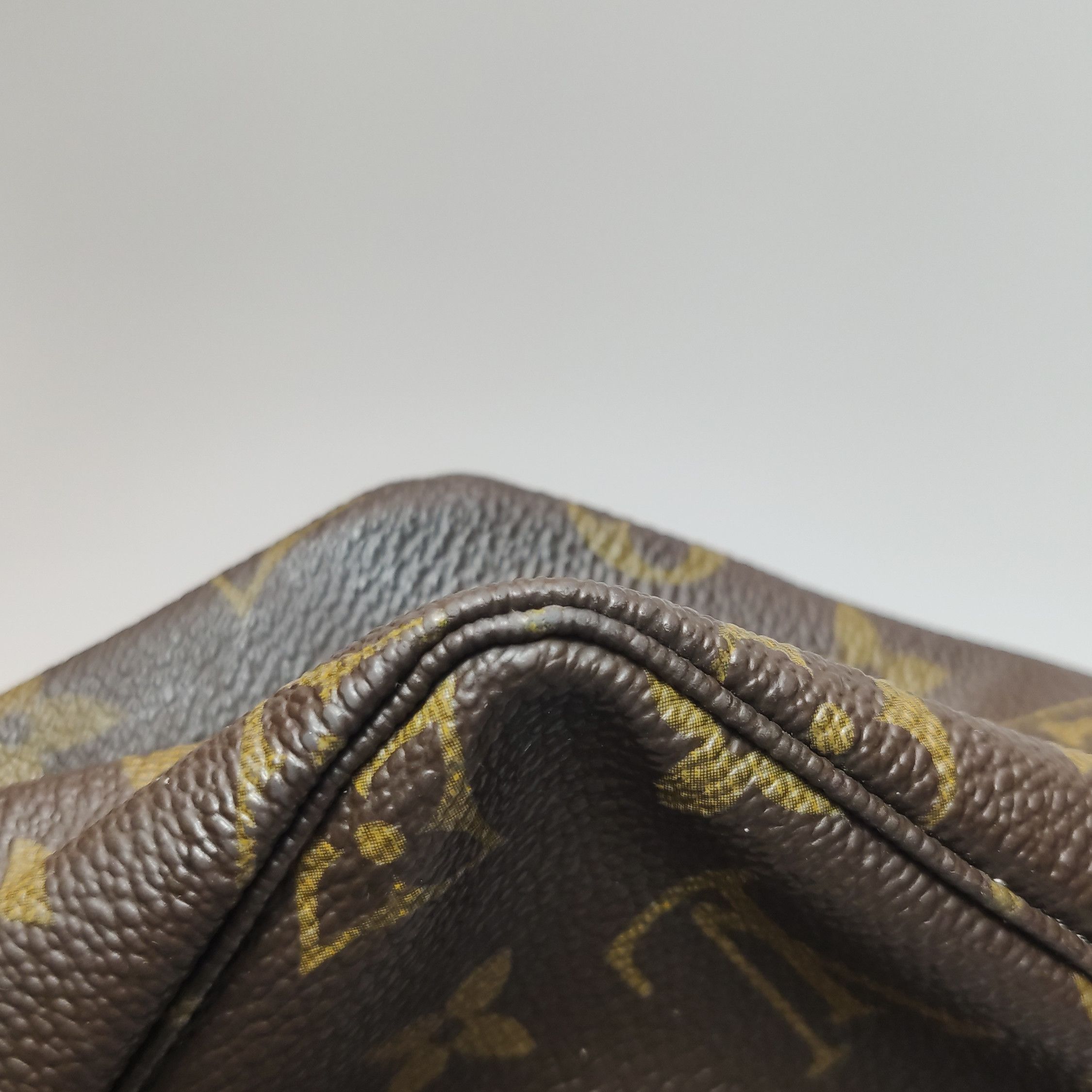 Louis Vuitton Louis Vuitton (LV) TrousseToilette old flower zipper clutch Size ONE SIZE - 9 Thumbnail