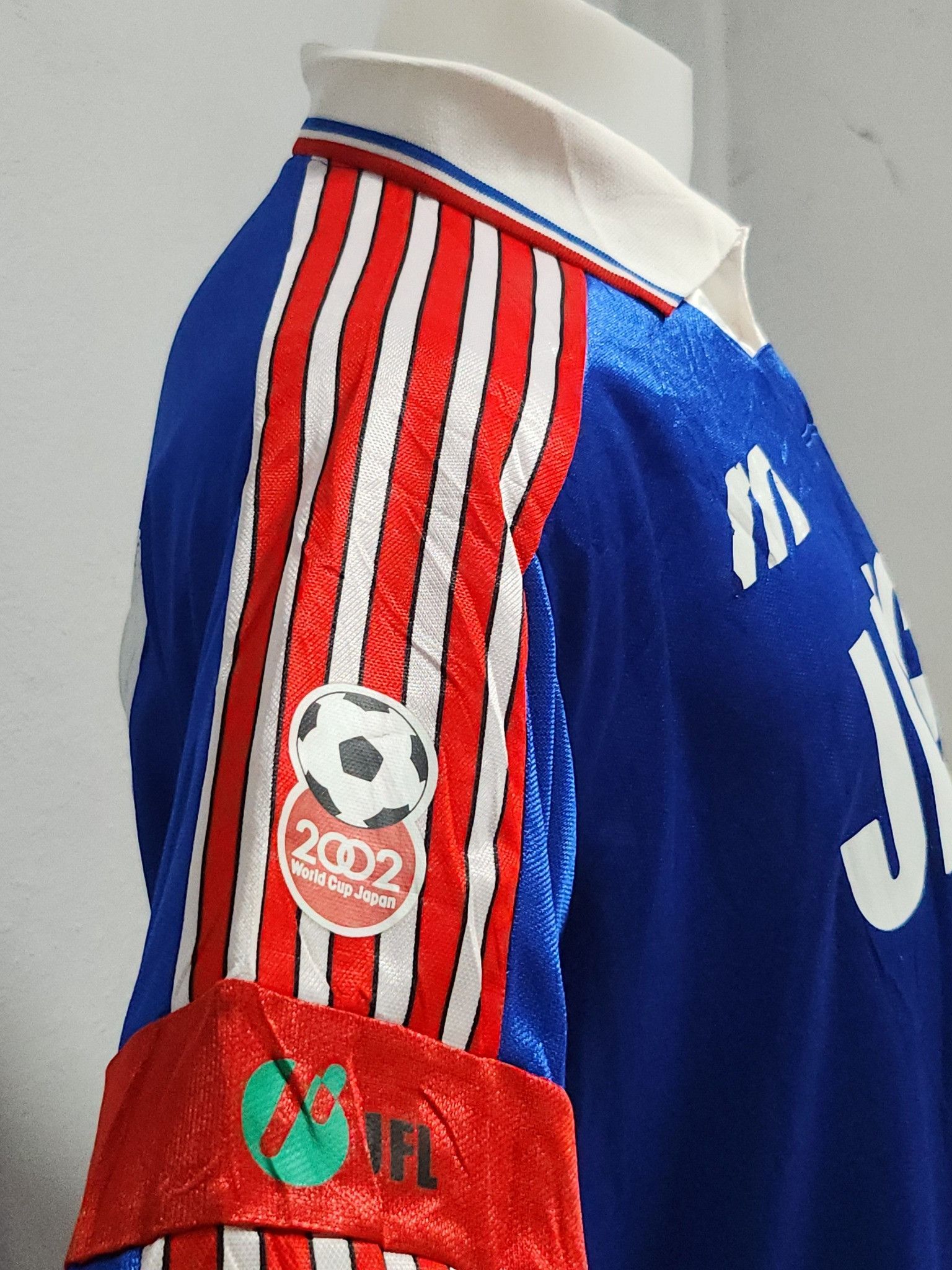 Mizuno Jatco SC 1990s Japan Soccer Jersey Football Shirt XO (XL) Size US XL / EU 56 / 4 - 5 Thumbnail