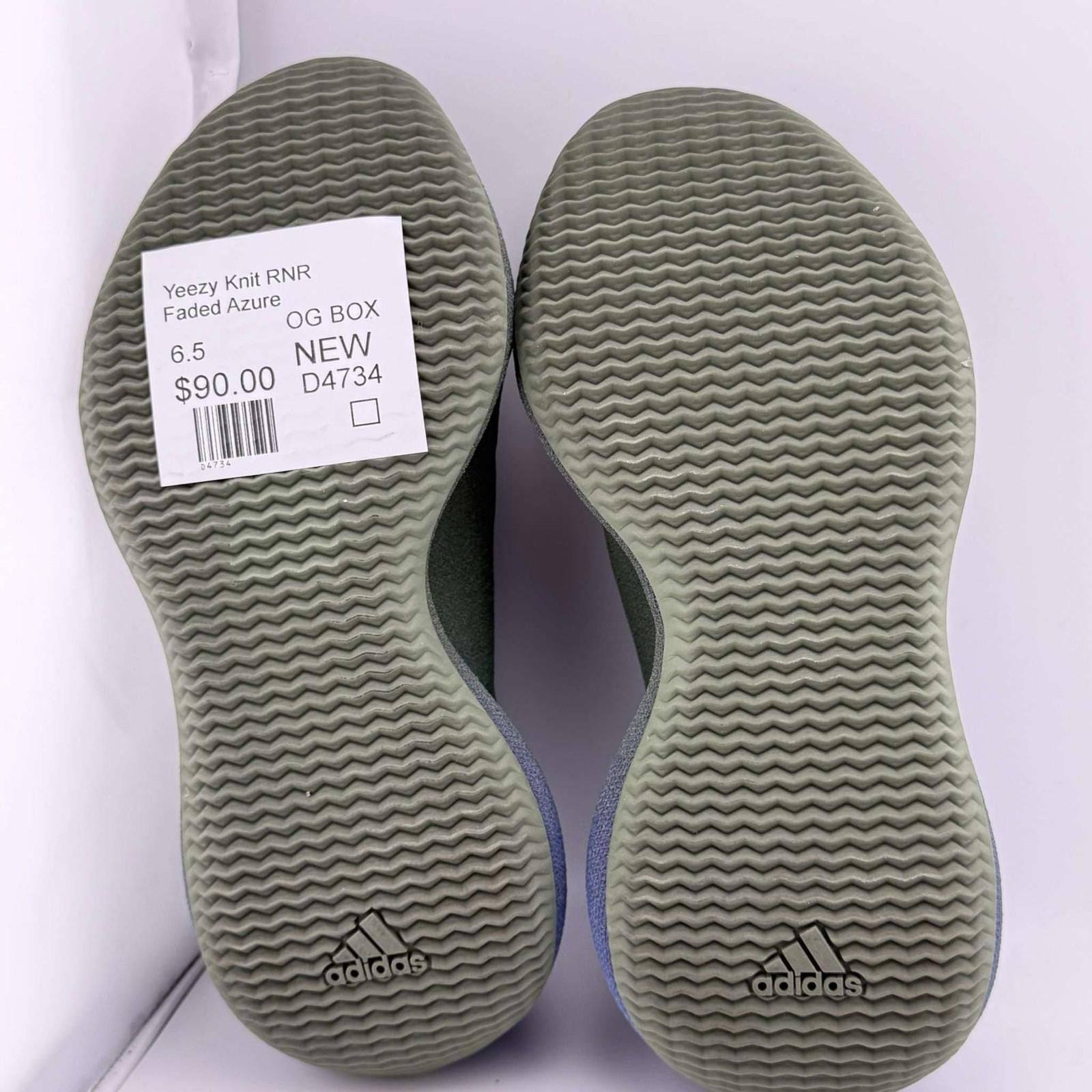 Adidas Yeezy Knit RNR Faded Azure 6.5 US New with Box FZ5907 Size US 6.5 / EU 39-40 - 6 Thumbnail