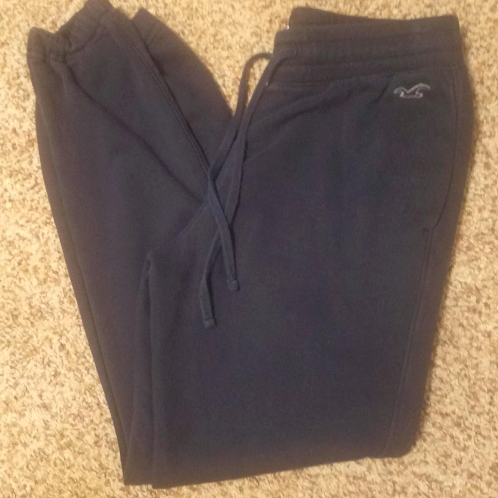 Designer Hollister Men's Black Joggers Small Size US 30 / EU 46 - 1 Thumbnail