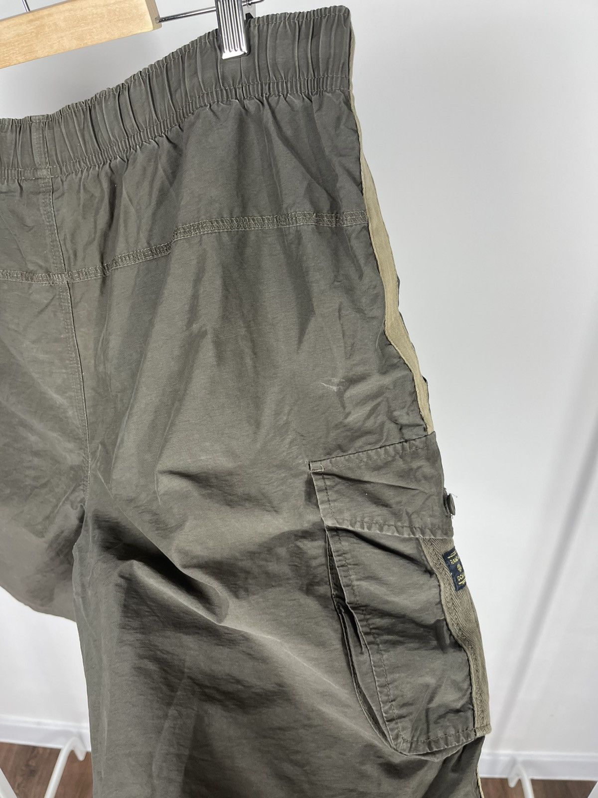 Nike Nike Vintage Faded Cargo Shorts Olive Green Size L Size US 34 / EU 50 - 12 Thumbnail