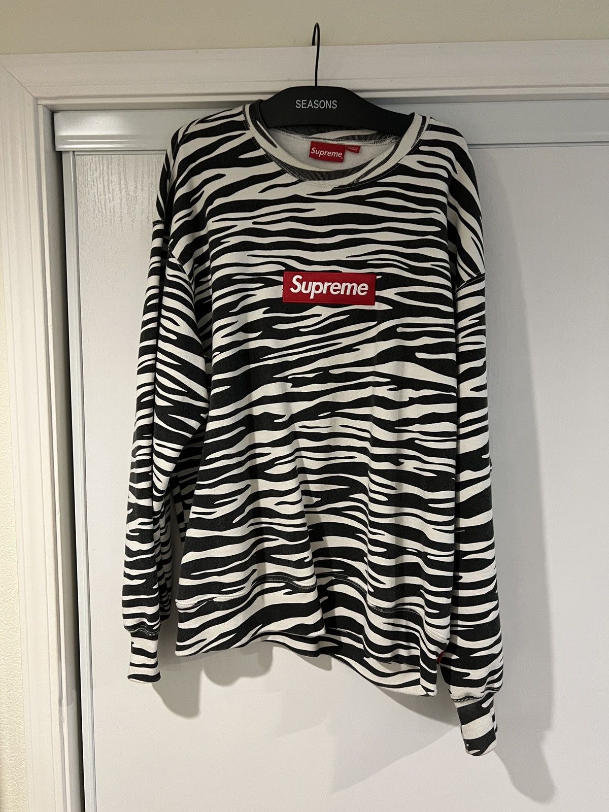 Image of Supreme Box Logo Crewneck in Black, Men's (Size XL)