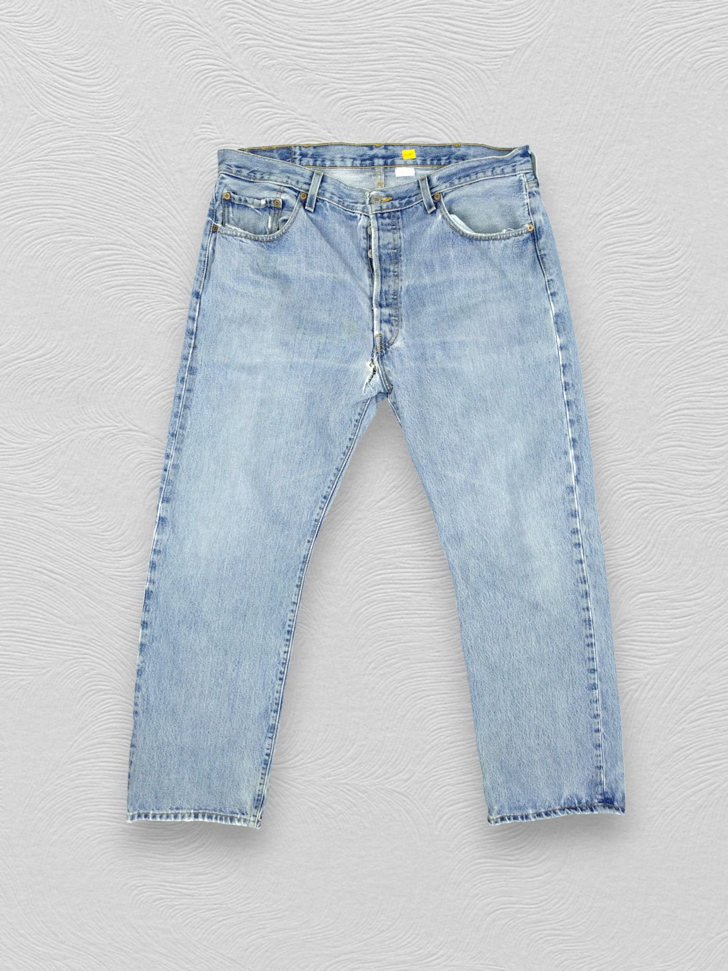 Levi's Light Wash Vintage Levi's 501 Denim 38 x 29.5 -JN745 Size US 38 / EU 54 - 1 Thumbnail