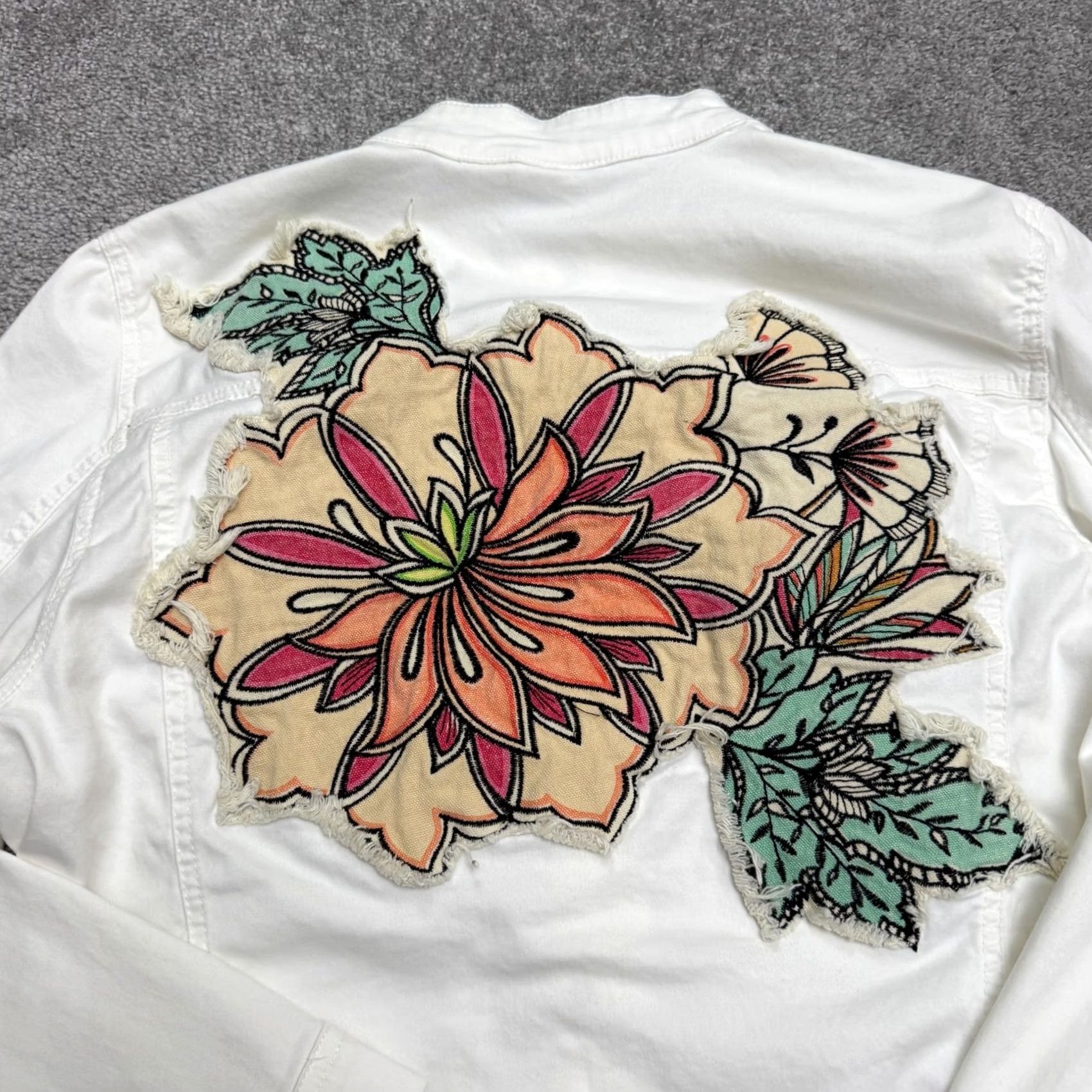 Vintage Chico's Jacket Women 3/XL White Denim Floral Embroidered Style Button Collarless Size XL / US 12-14 / IT 48-50 - 3 Thumbnail