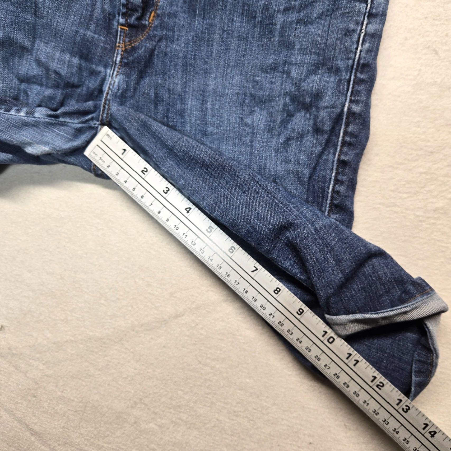 Levi's VINTAGE Levi's Bermuda Shorts Women 6 Denim Cuffed Hem 90s Casual | Blue Size 28" / US 6 / IT 42 - 6 Thumbnail