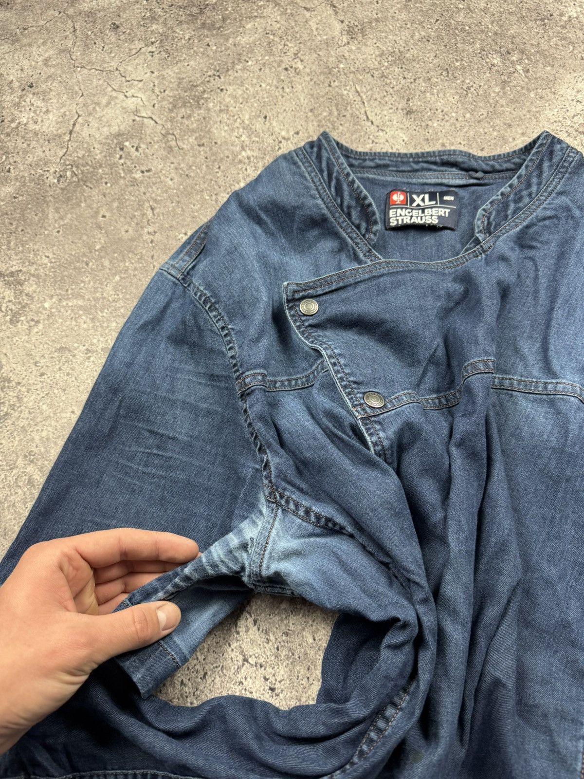 Garment Reproduction of Workers Vintage Engelbert Strauss Denim Workwear Shirt Distressed Size US XL / EU 56 / 4 - 9 Thumbnail