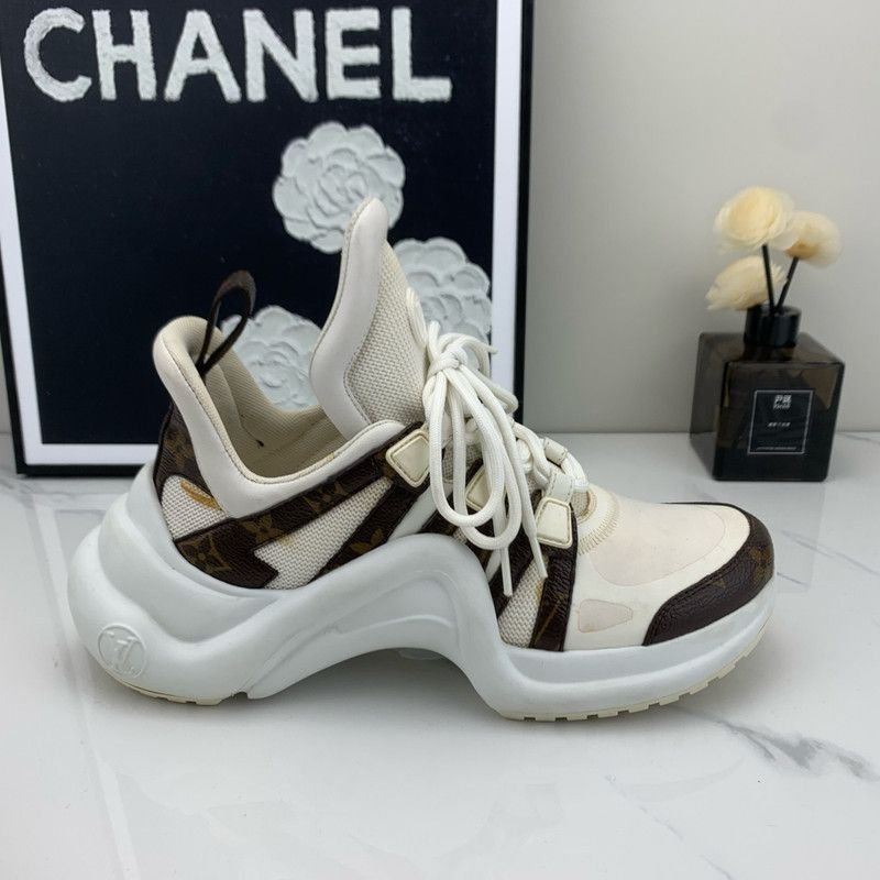 Louis Vuitton Louis Vuitton Low Top Casual Sneakers - Size US 6.5 / EU 39-40 - 6 Thumbnail