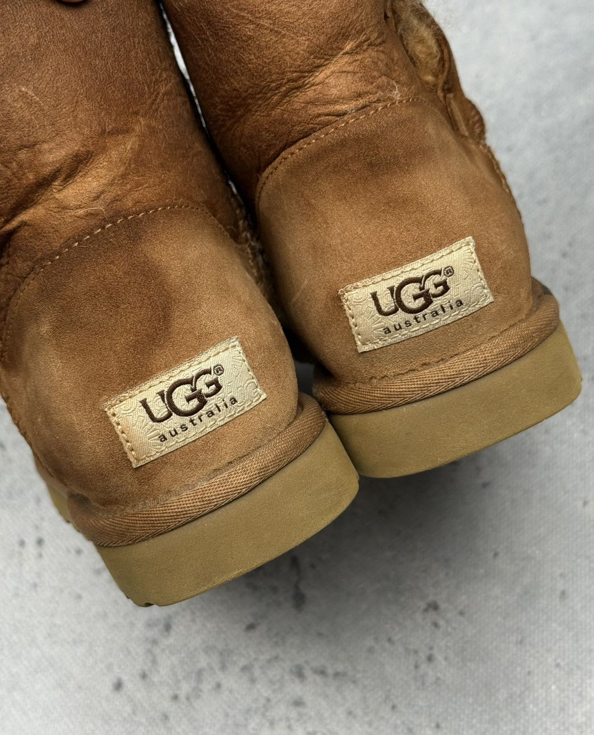 Ugg UGG Australia Bailey Button Short Chestnut Sheepskin Boots Size US 6 / IT 36 - 11 Thumbnail