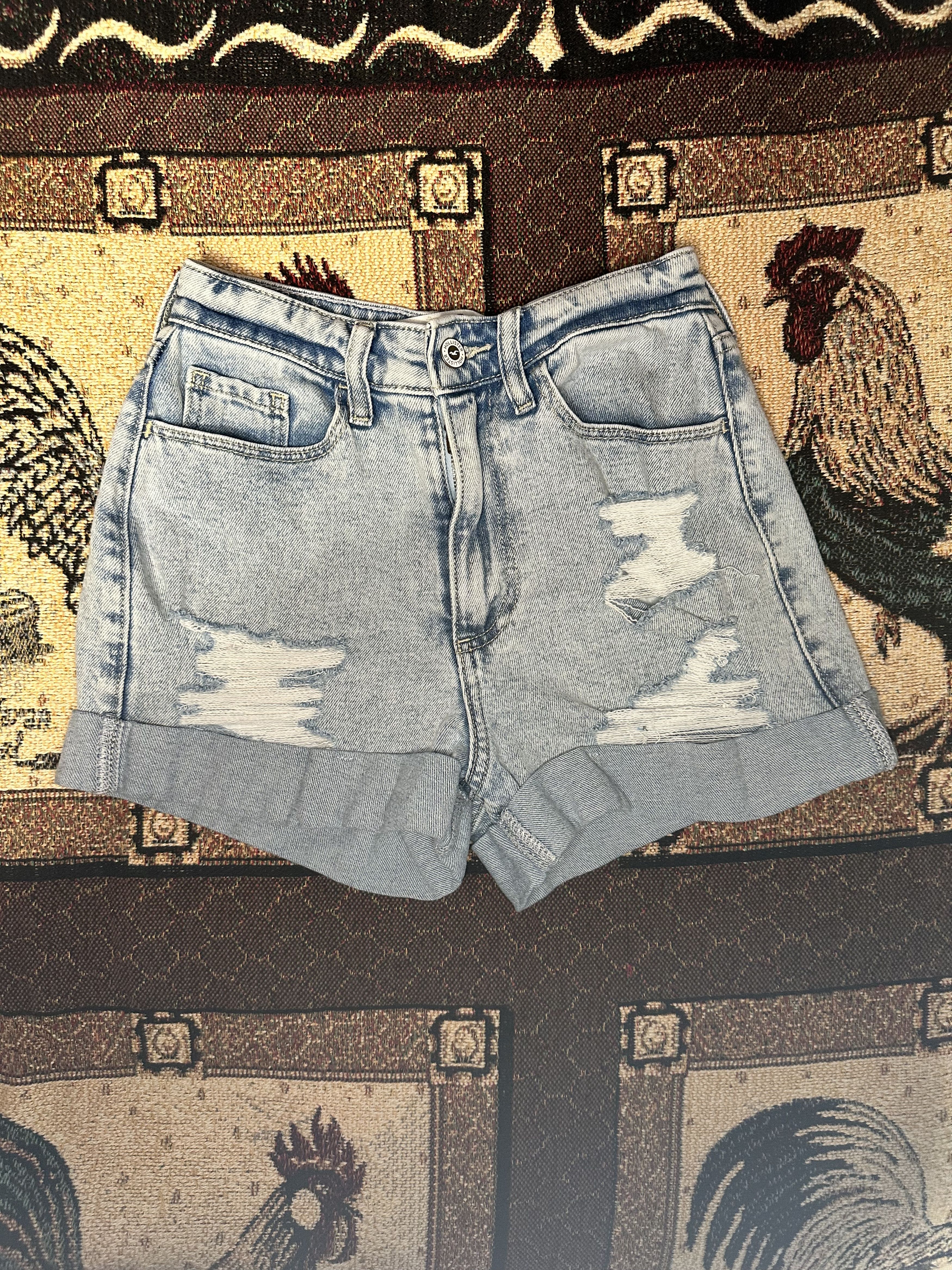 Hollister Hollister Curvy High Rise Mom Shorts Size 24" / US 00 / IT 34 - 1 Thumbnail