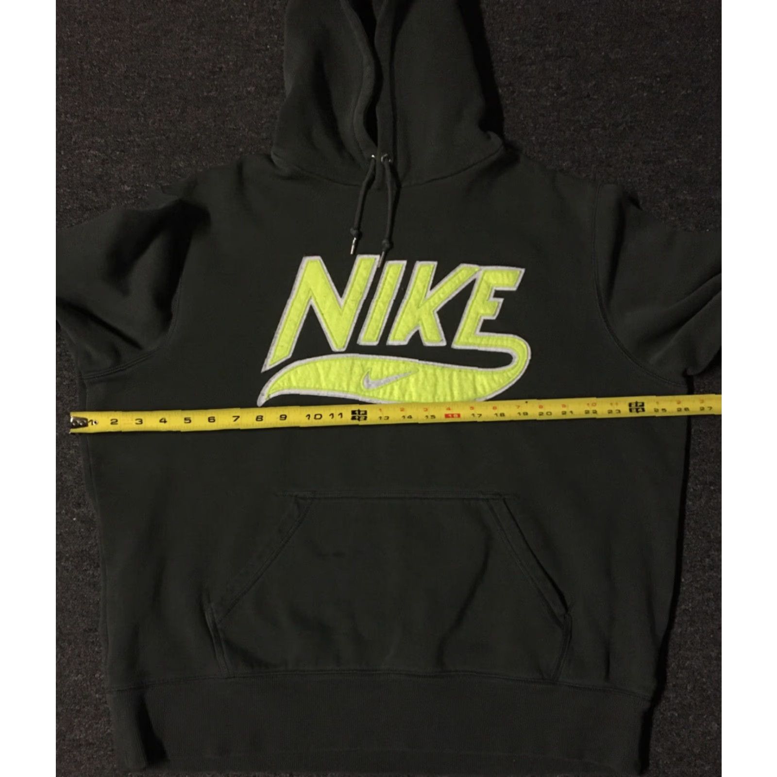 Nike VINTAGE Nike Spellout Swoosh Hoodie XL Gray Men Pullover 80s 90s Hip Hop Grunge Swoosh Logo Sportswear Shirt Size US XL / EU 56 / 4 - 4 Thumbnail