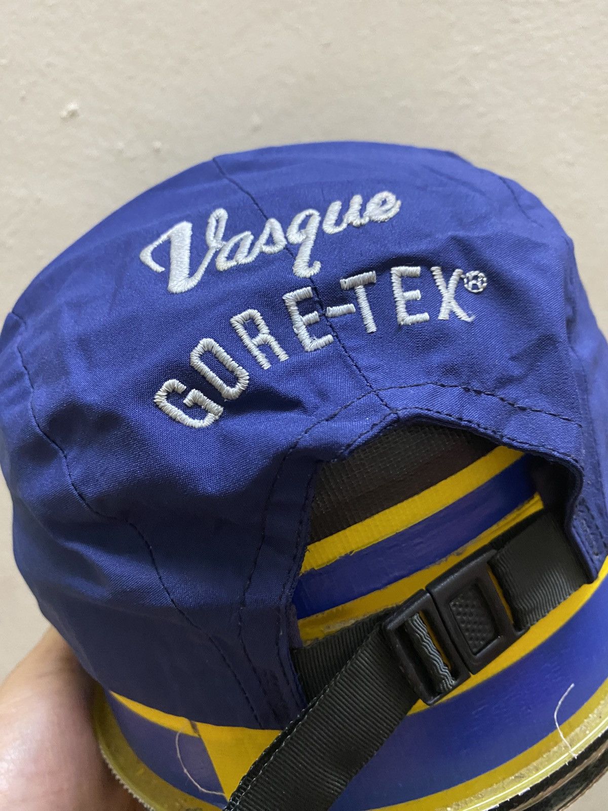 Goretex × Rei Vintage USA REI x Vasque Gore Tex Navy 5 Panel Hat Size ONE SIZE - 3 Thumbnail