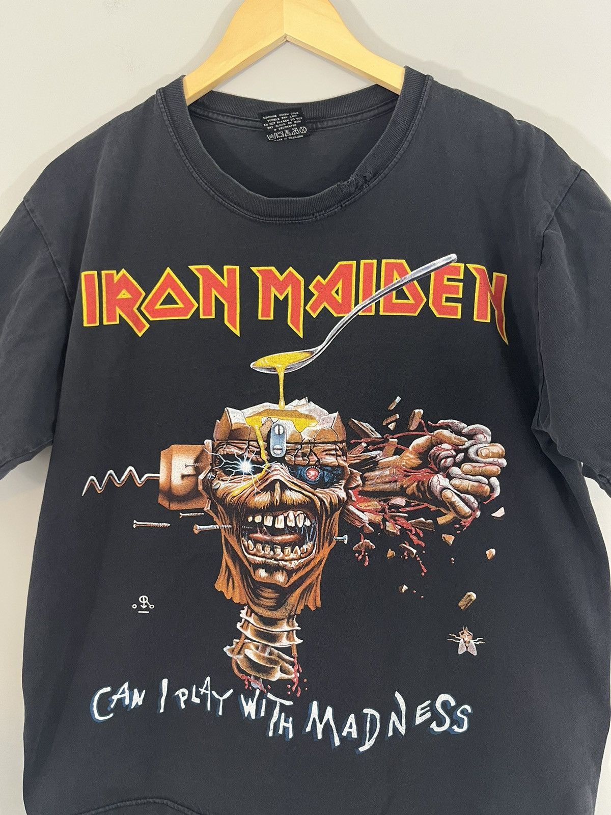 Band Tees IRON MAIDEN Play With Madness Thrashed Band Tee Size US L / EU 52-54 / 3 - 2 Thumbnail