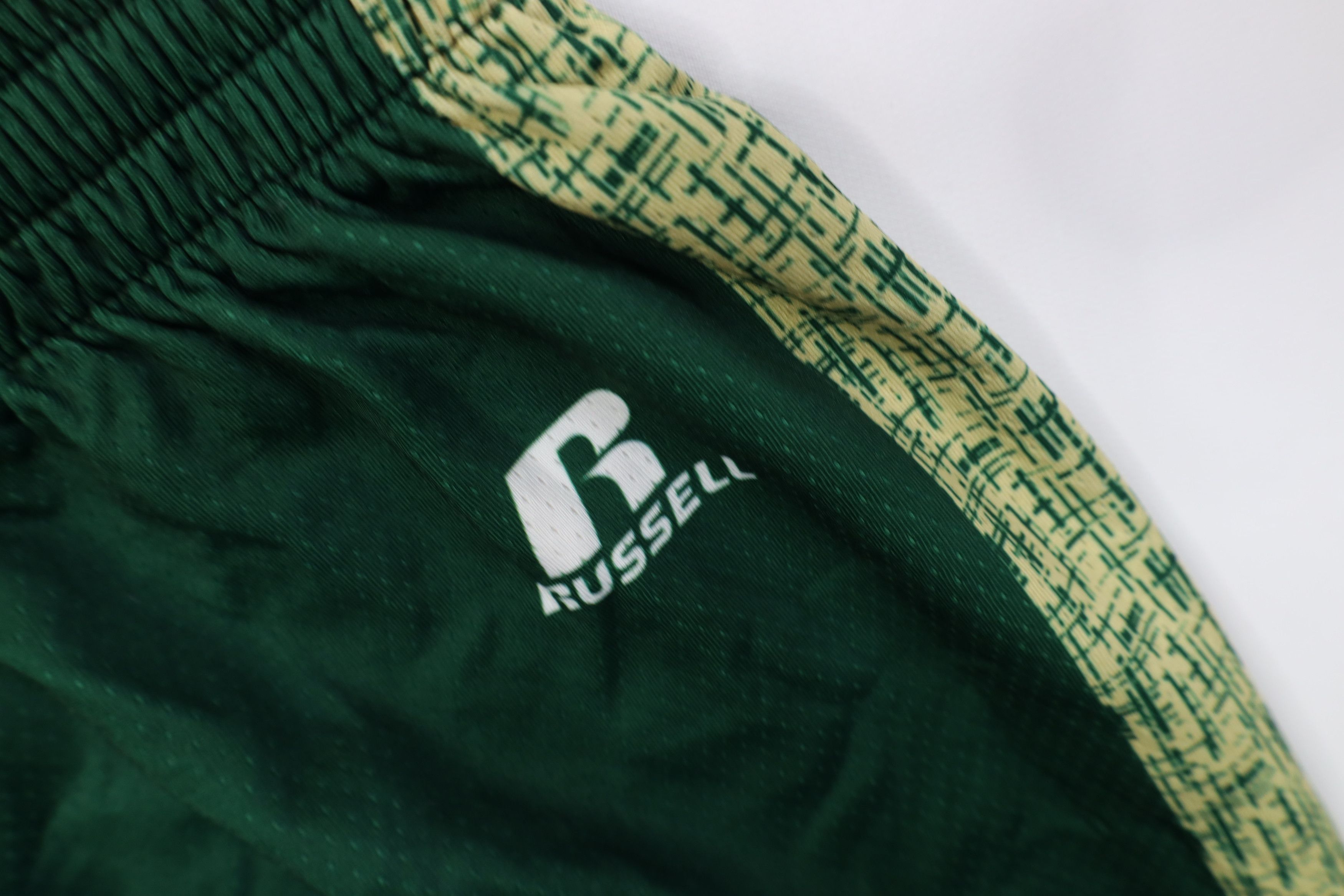 Russell Athletic Vintage 90s Y2K Russell Athletic Gym Basketball Shorts Green Size US 30 / EU 46 - 5 Thumbnail