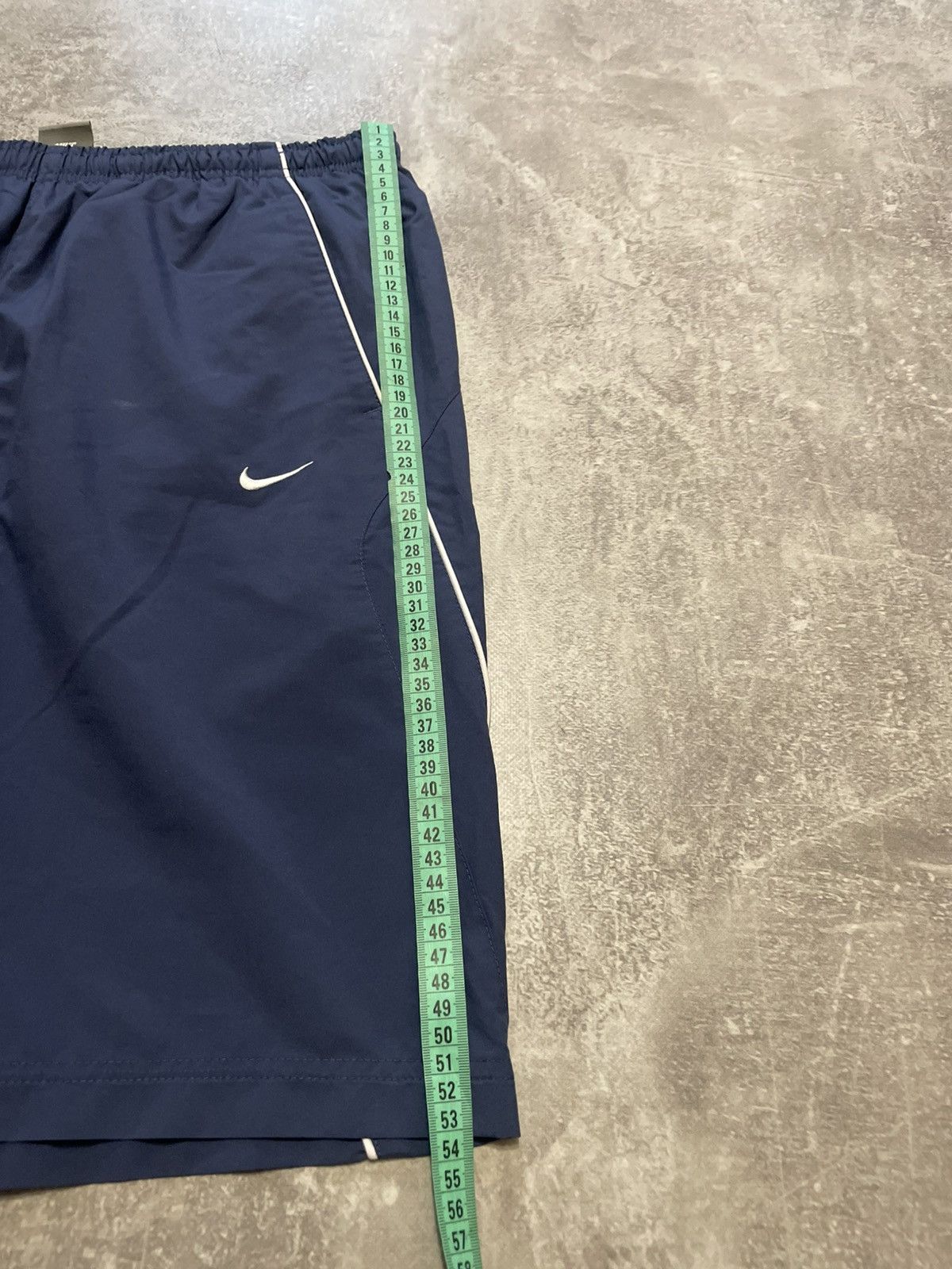 Nike Vintage Nike Nylon Shorts Swoosh Logo Y2K Size M Size US 32 / EU 48 - 15 Thumbnail