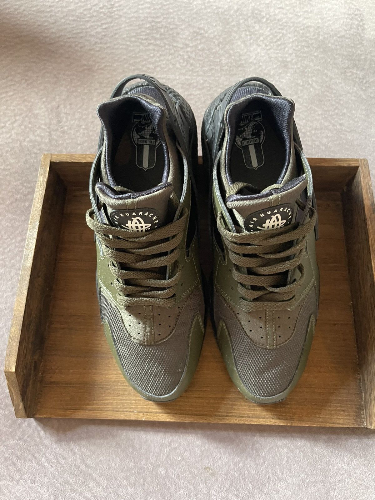 Nike Nike Air Huarache Olive/Black Size US 12 / EU 45 - 15 Thumbnail