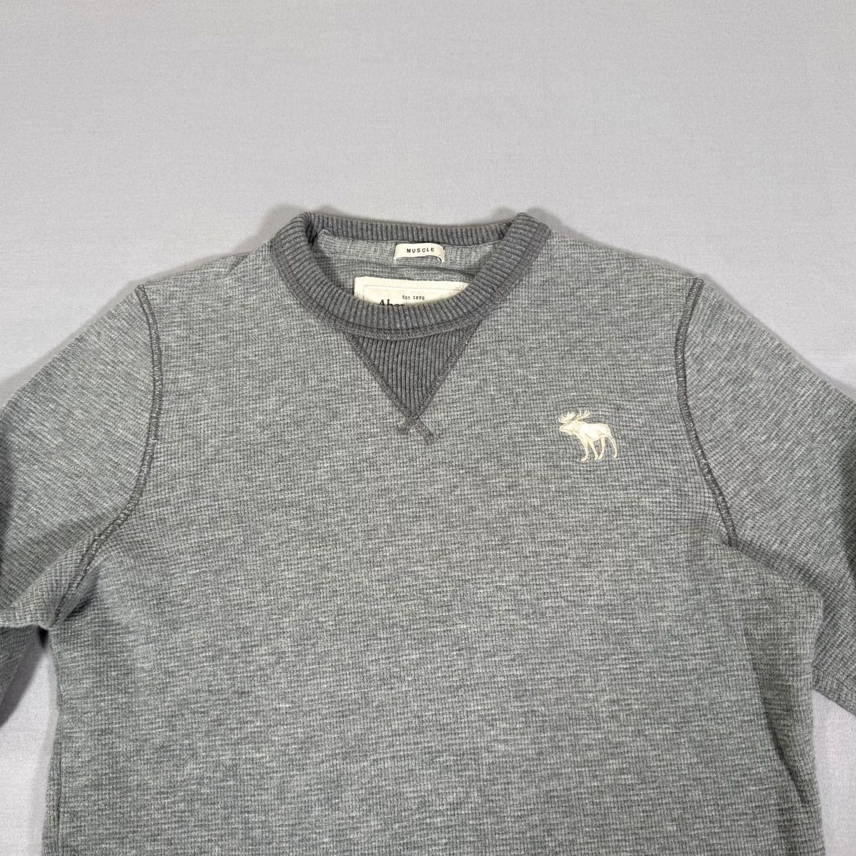 Abercrombie & Fitch Abercrombie & Fitch Shirt Mens M Gray Waffle Knit Thermal Crewneck Moose Y2K Vintage: No? No, Vintage: No Size US M / EU 48-50 / 2 - 2 Thumbnail