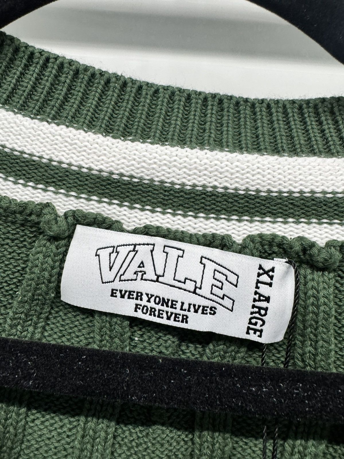 Vale Vale everyone Lives Forever Knit Sweater Cardigan XL Size US XL / EU 56 / 4 - 3 Thumbnail