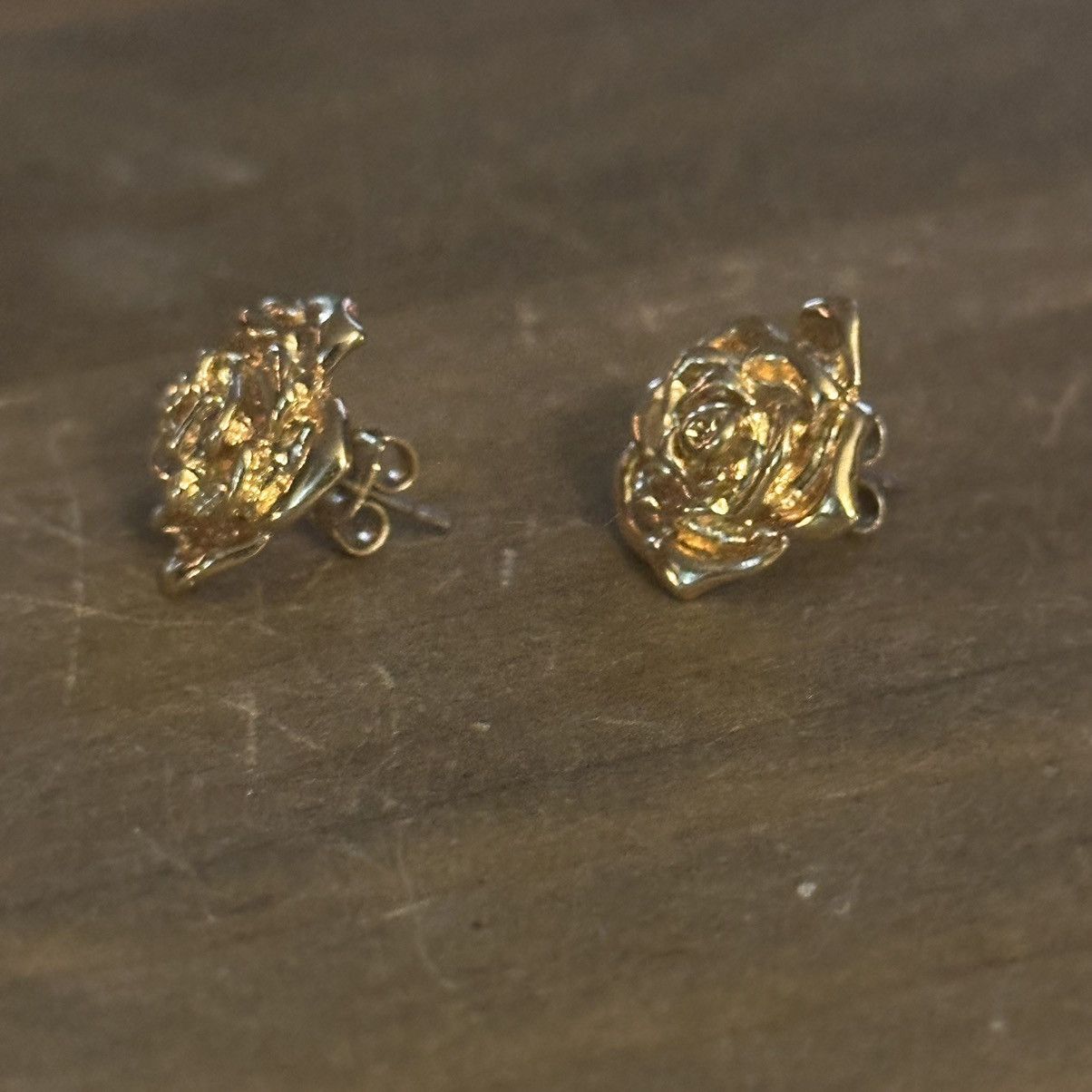 Other Gold tone rose post earrings Size ONE SIZE - 3 Thumbnail