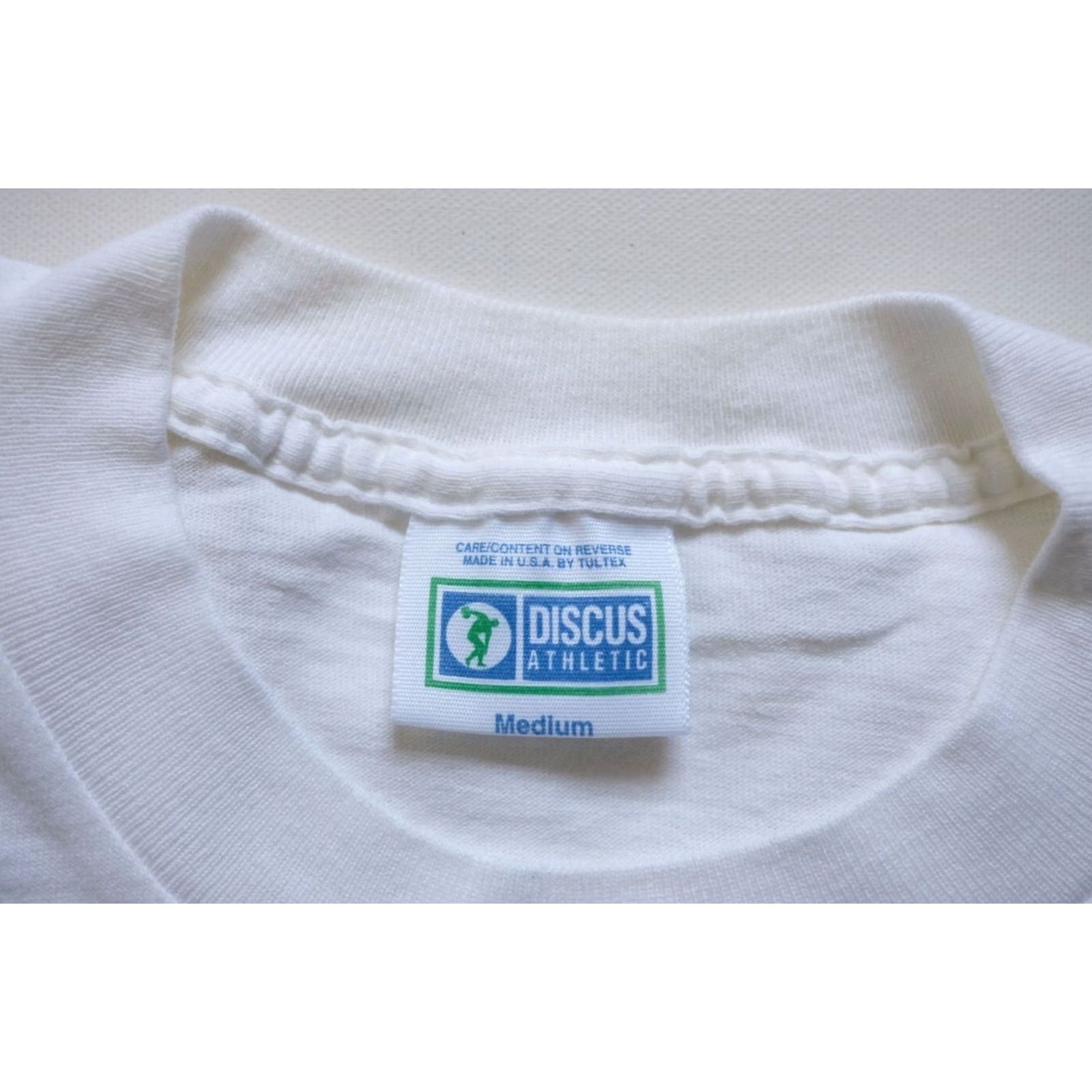 Vintage VINTAGE Discus Athletics T-Shirt White 100% Cotton Sz M Men Short Sleeve Crew Neck 90s USA Made Size US M / EU 48-50 / 2 - 6 Thumbnail