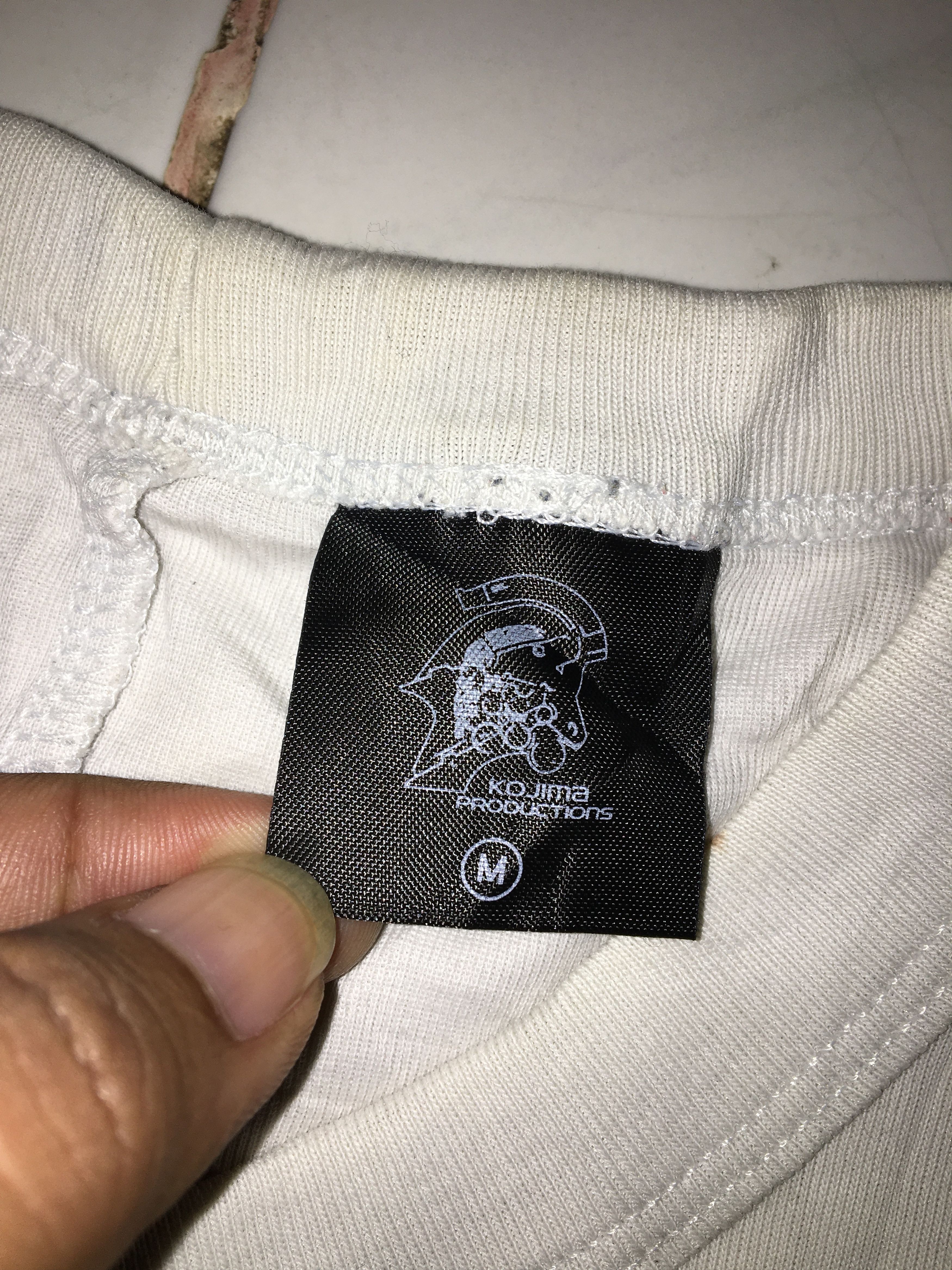 GU 2023 Kojima Productions x Gu Ludens Tshirt Size US M / EU 48-50 / 2 - 6 Thumbnail