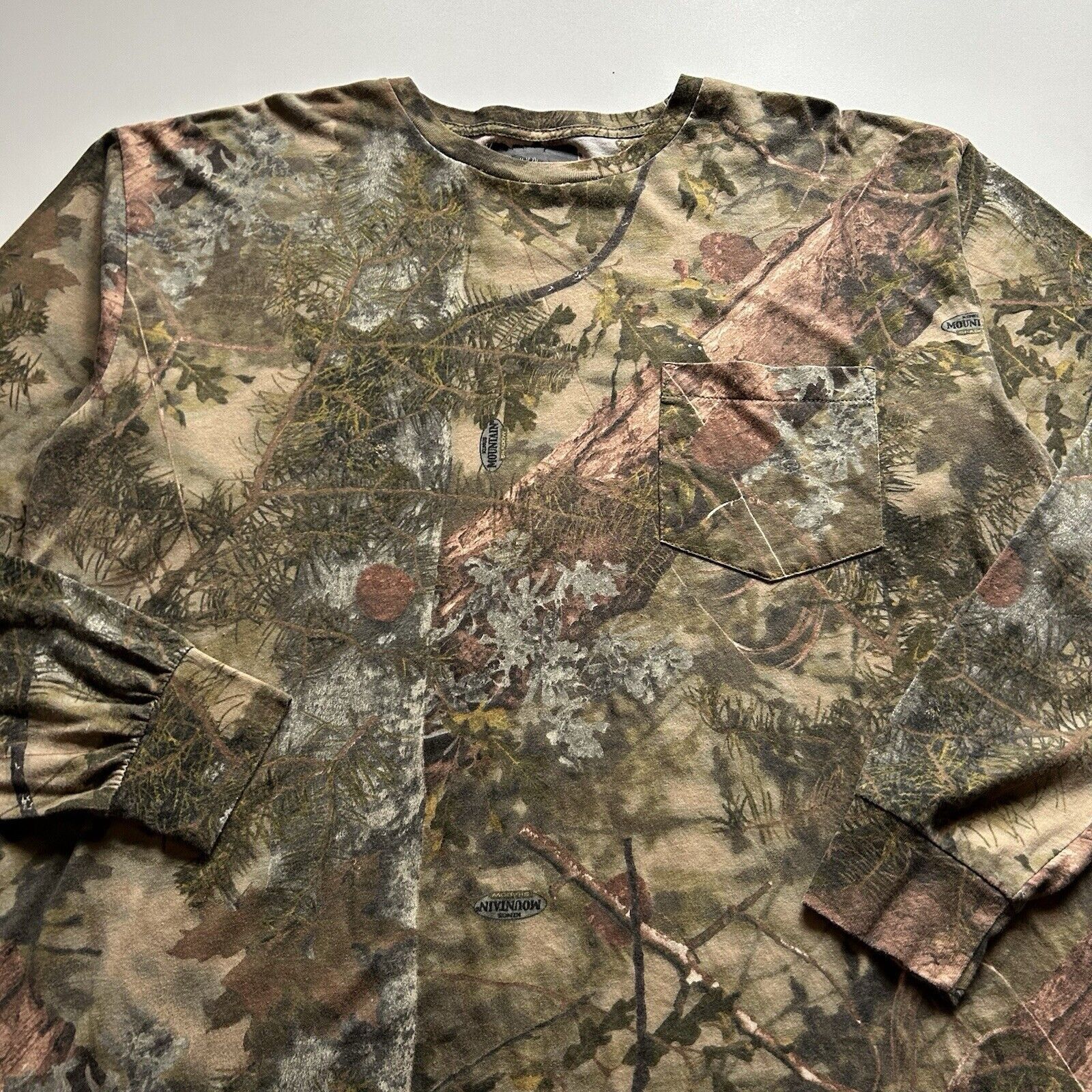 Realtree Vintage Real Tree Camouflage Long Sleeve Pocket T Shirt 2XL Size US XXL / EU 58 / 5 - 2 Thumbnail