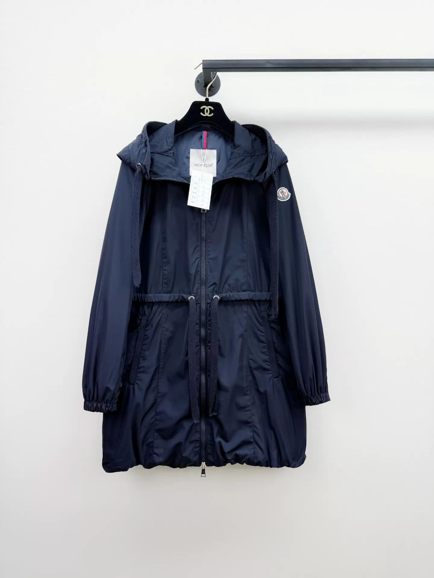 Moncler Moncler Shell Jacket 00 (worn once) Size XXS / US 00 / IT 34 - 1 Thumbnail