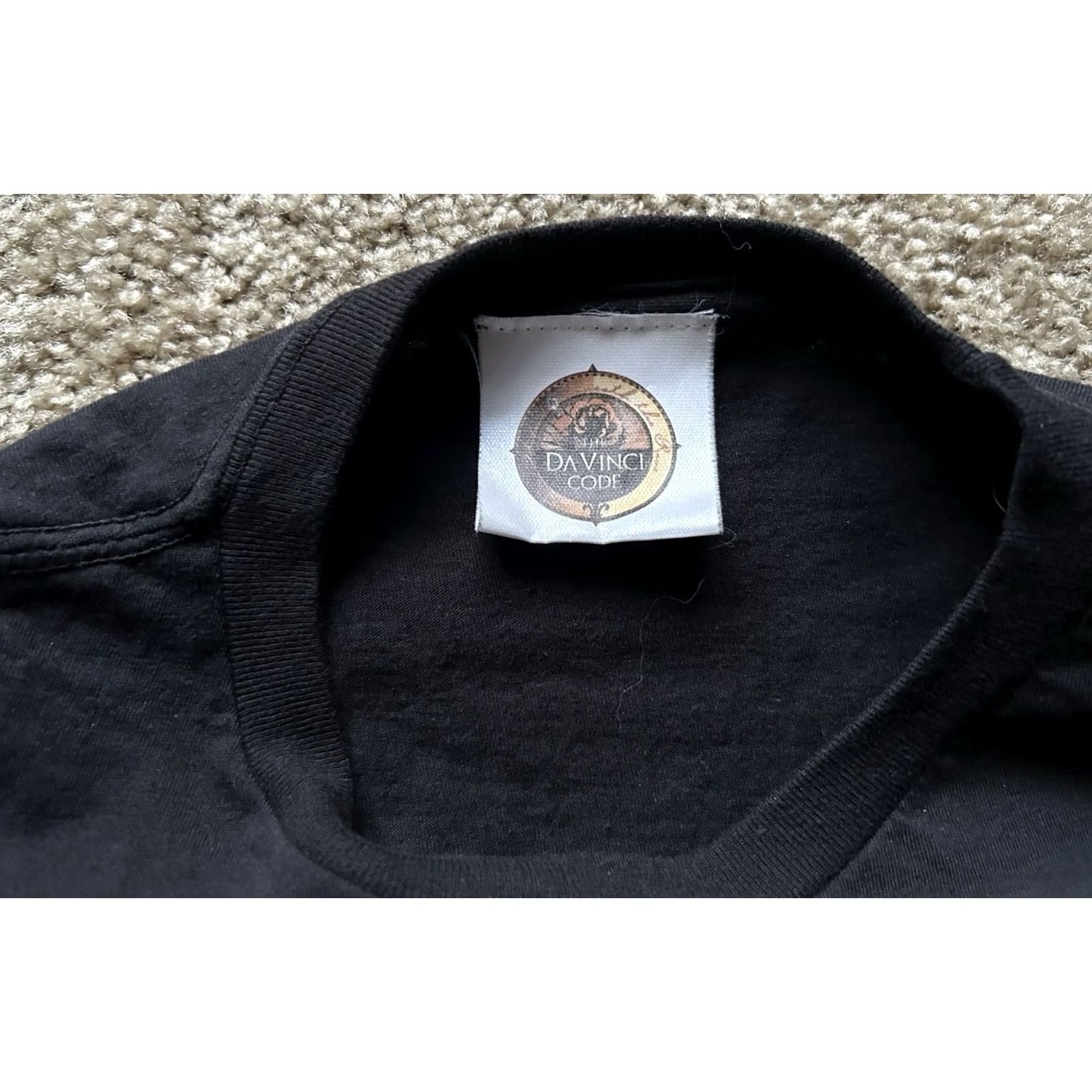 Vintage VINTAGE Da Vinci Code Movie Promo T Shirt Women’s M Black Short Sleeve Cotton Casual Sleeve Shirt Womens Movie Mens? Size M / US 6-8 / IT 42-44 - 5 Thumbnail