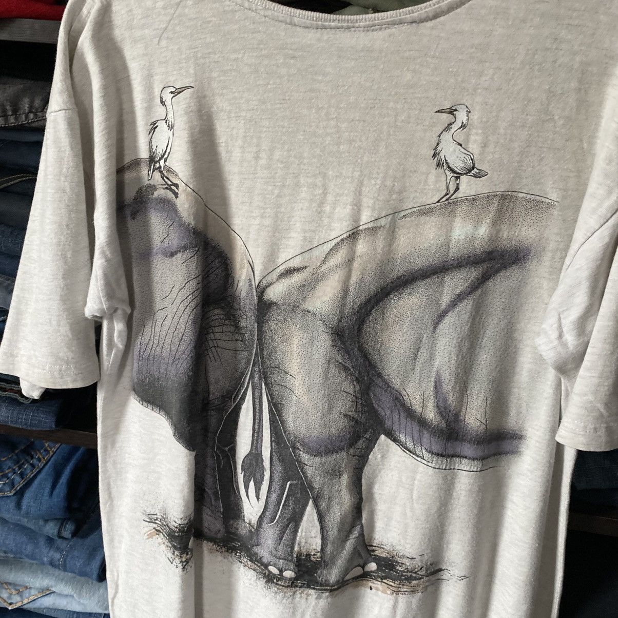 Other Vintage Harlequin Elephant nature 1992 big logo tee size XL Size US XL / EU 56 / 4 - 10 Thumbnail