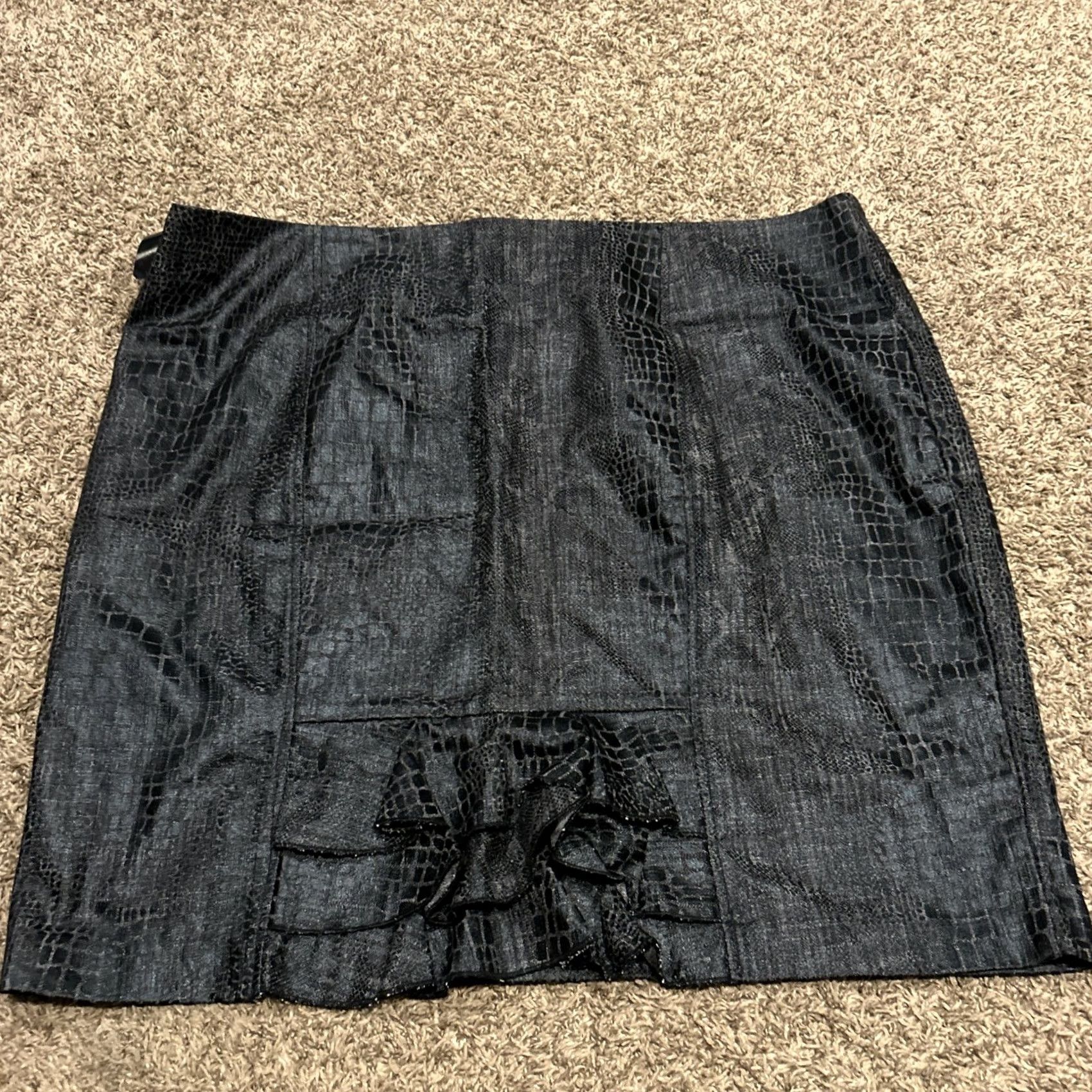 Vintage D.F.A. New York Women’s Skirt 24W Knee Length Snake Print Zipper Pencil Plus Size Black NWT Size 42" / US 20 - 4 Thumbnail