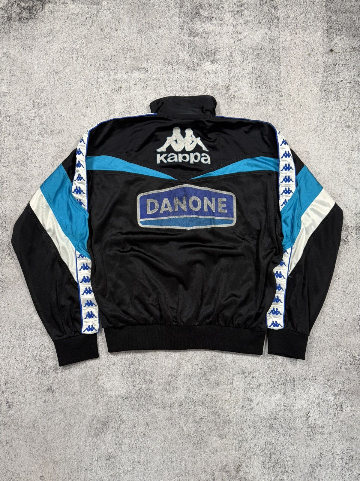 Kappa Juventus Baggio Home Tracktop 1993-94 DANONE Kappa Vintage!! Size US L / EU 52-54 / 3 - 12 Thumbnail
