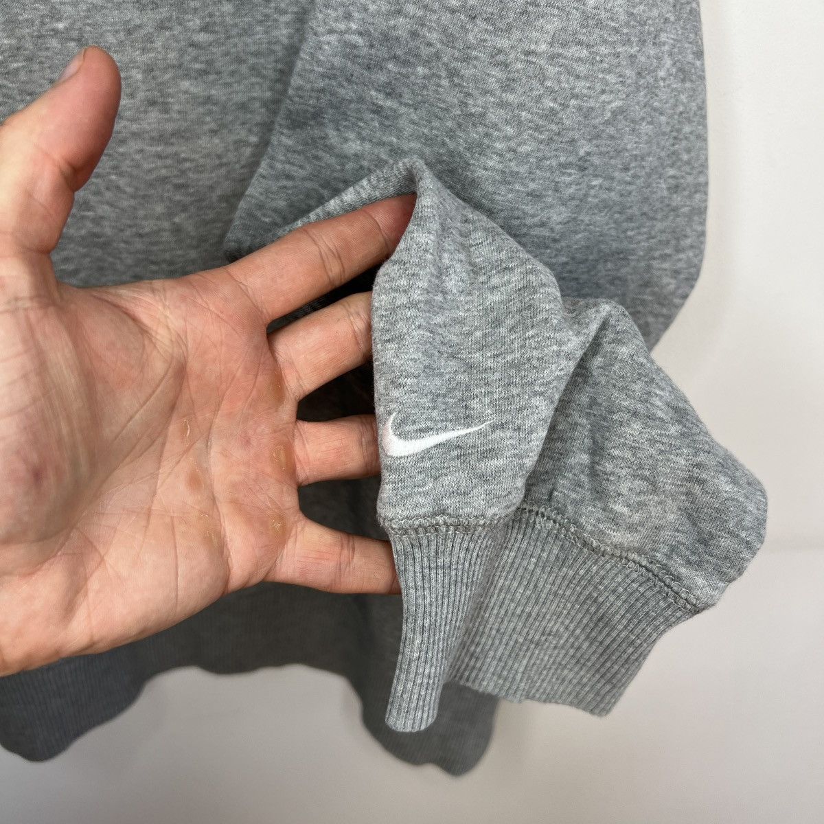 Nike Nike Vintage Spellout Swoosh Grey Crewneck Sweatshirt Size US L / EU 52-54 / 3 - 5 Thumbnail