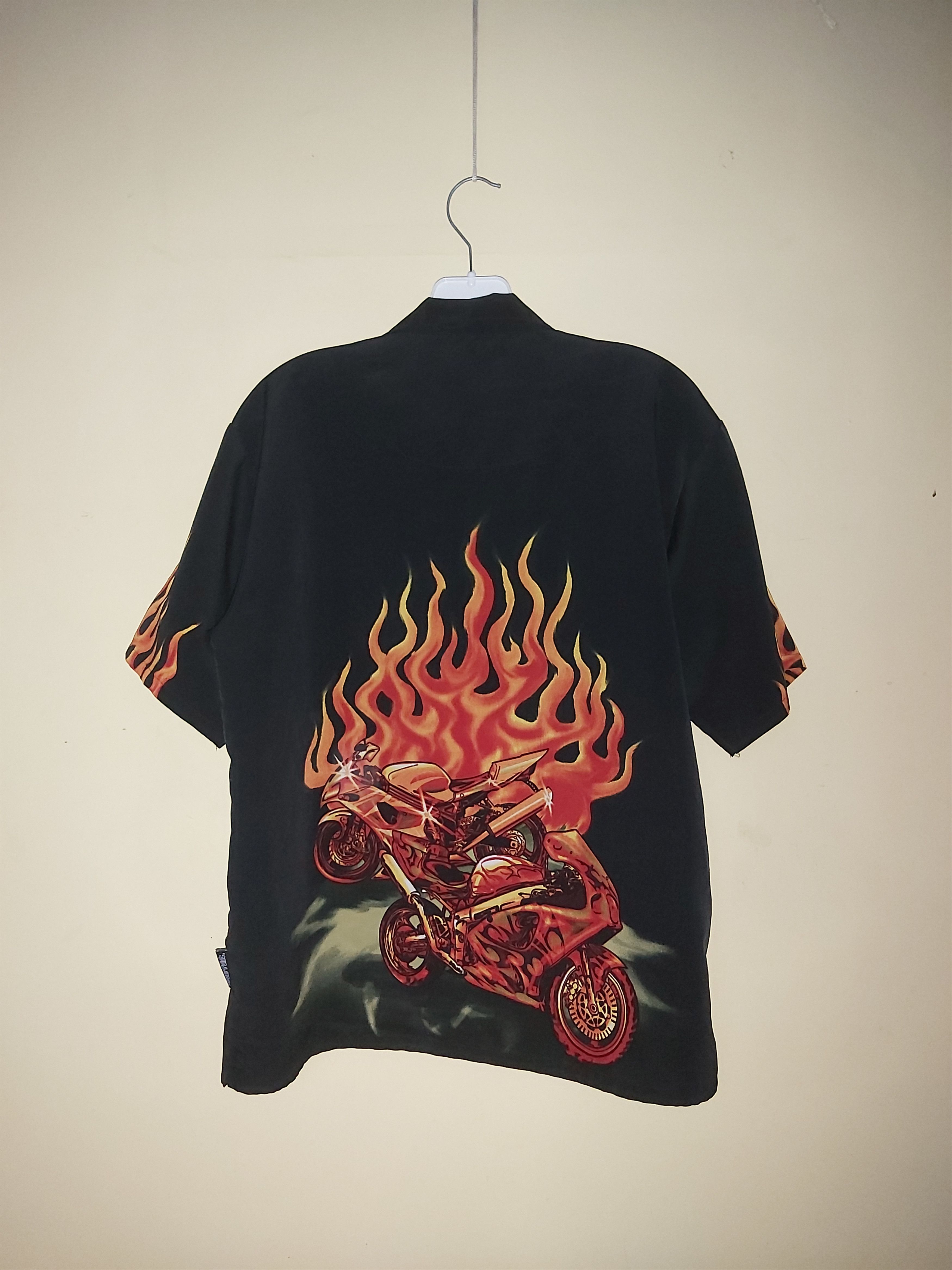 Vintage Crazy Vintage Y2K Silver Point Jnco STYLE flame shirt Size US S / EU 44-46 / 1 - 2 Thumbnail