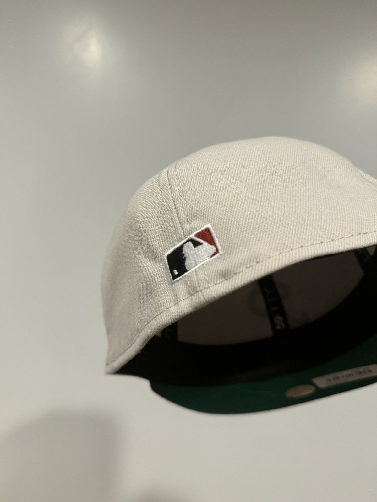 Hat Club × MLB × New Era Hatclub Exclusive Philadelphia Phillies beer pack 7 3/8 Size ONE SIZE - 3 Thumbnail