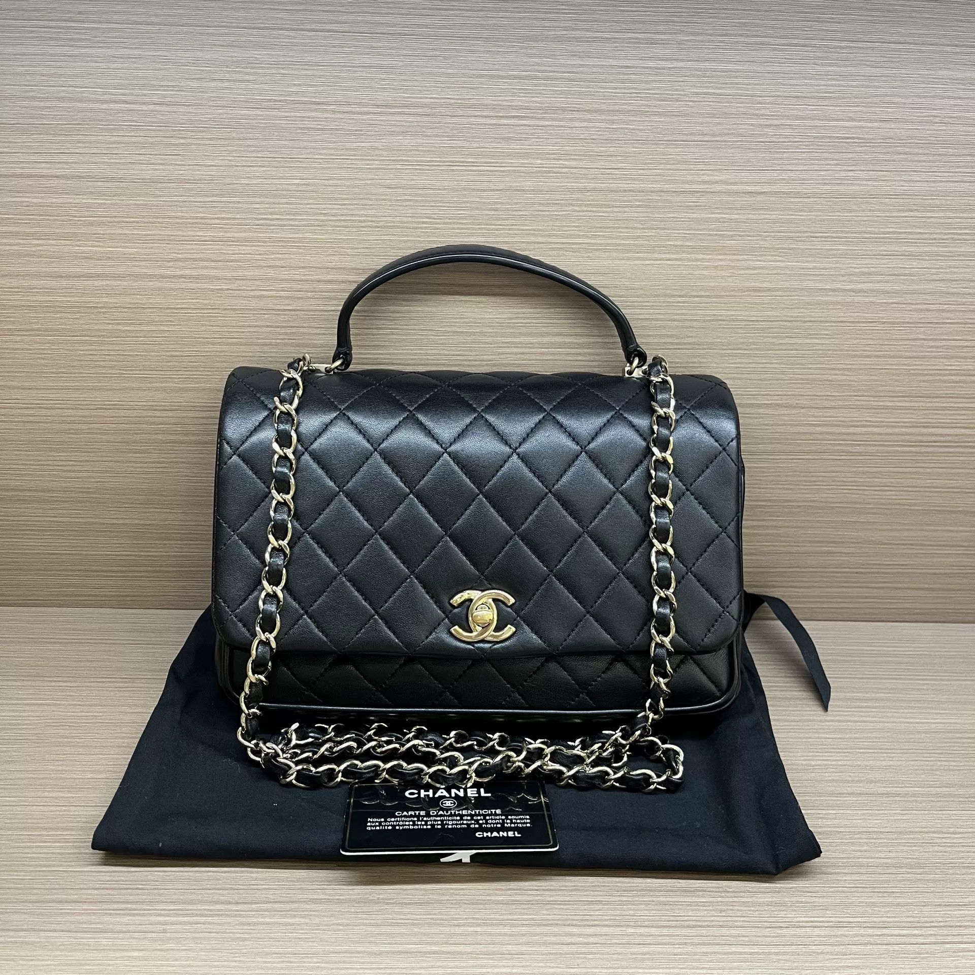 Chanel Pre-loved Bag Very good condition Size ONE SIZE - 1 Thumbnail