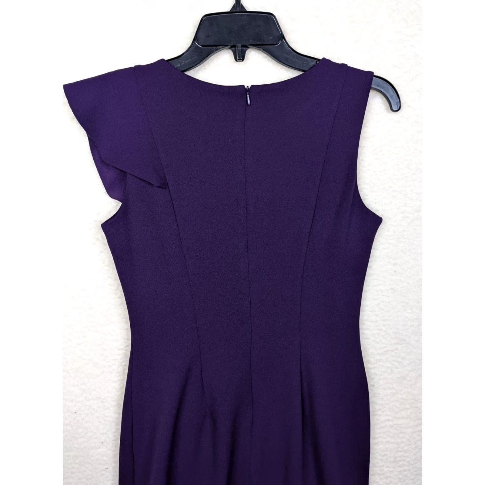 Vintage En Focus Studio Dress Cap Sleeve Purple Ruched A-Line Size 6 Womens Business Casual Knee Length Baroque Velvet? Size M / US 6-8 / IT 42-44 - 4 Thumbnail