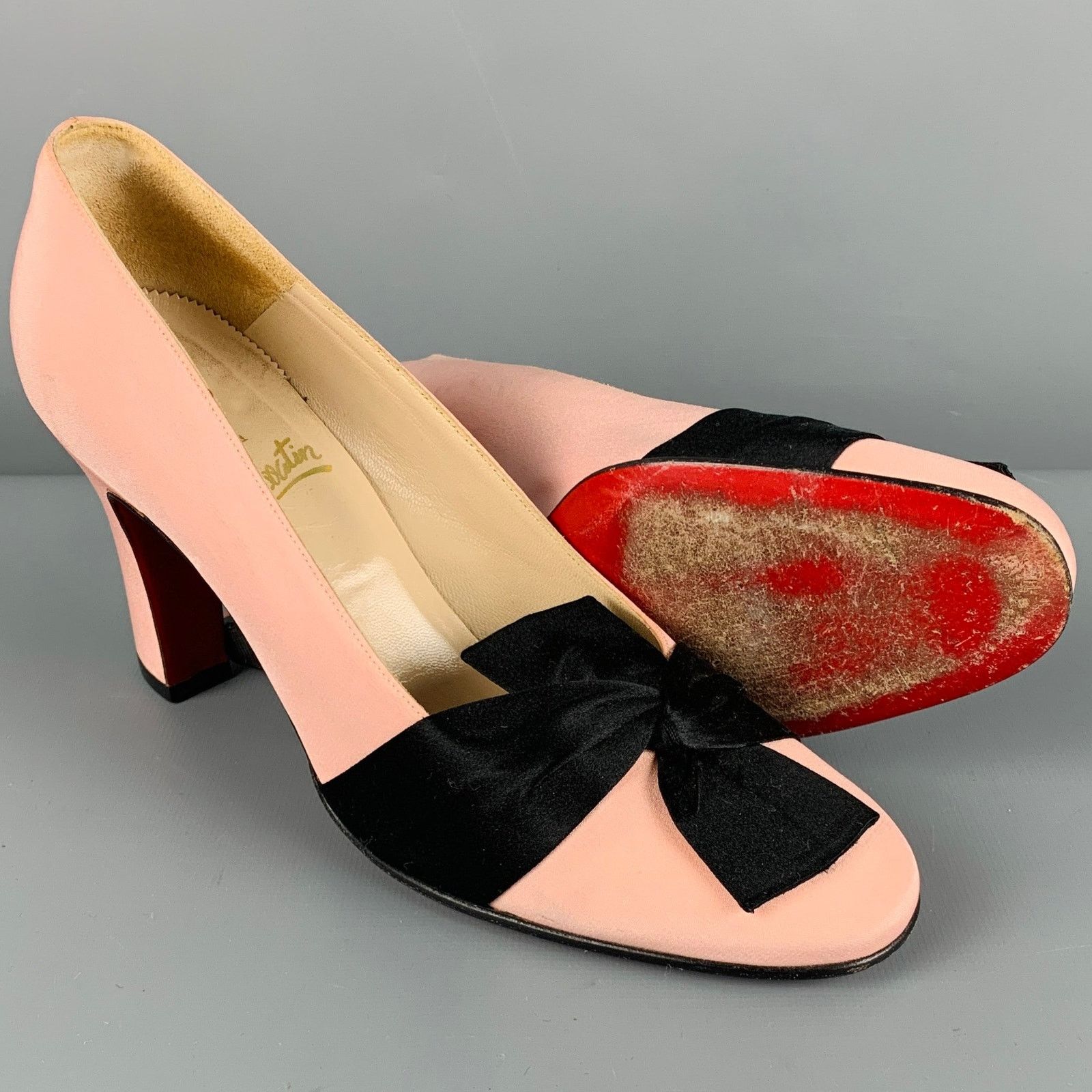 Christian Louboutin CHRISTIAN LOUBOUTIN Size 7.5 Pink Black Bow Pumps Size US 7.5 / IT 37.5 - 5 Thumbnail