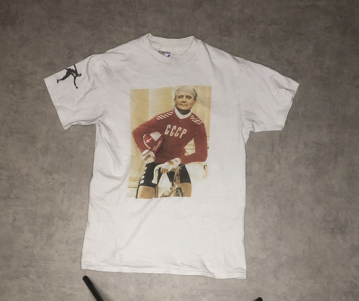 Vintage Vintage Y2K Communism Political Art T-shirt Size US M / EU 48-50 / 2 - 1 Thumbnail