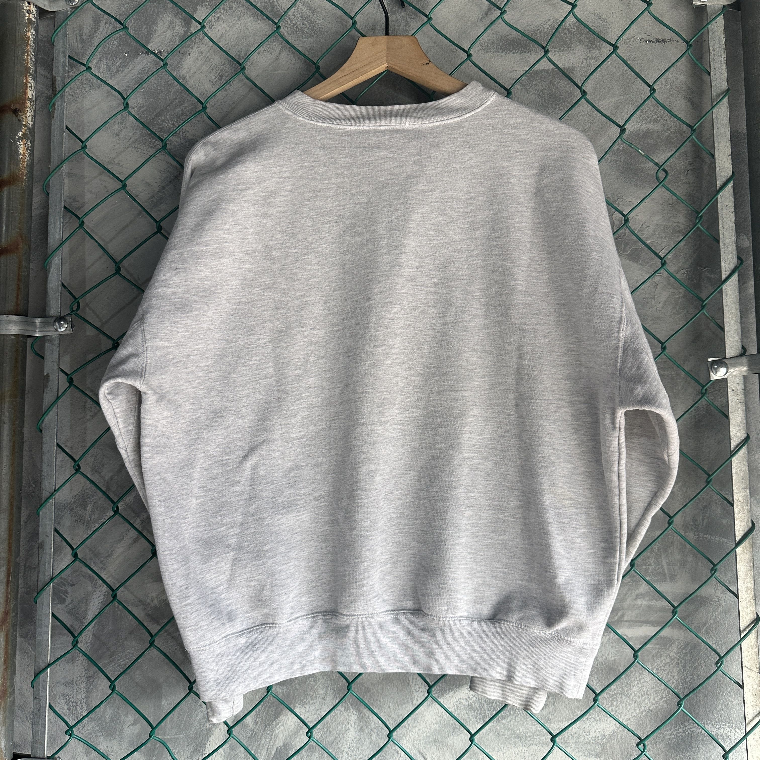 Timberland Vintage Timberland Sweatshirt Mens Size M Embroidered Logo Size US XL / EU 56 / 4 - 10 Thumbnail