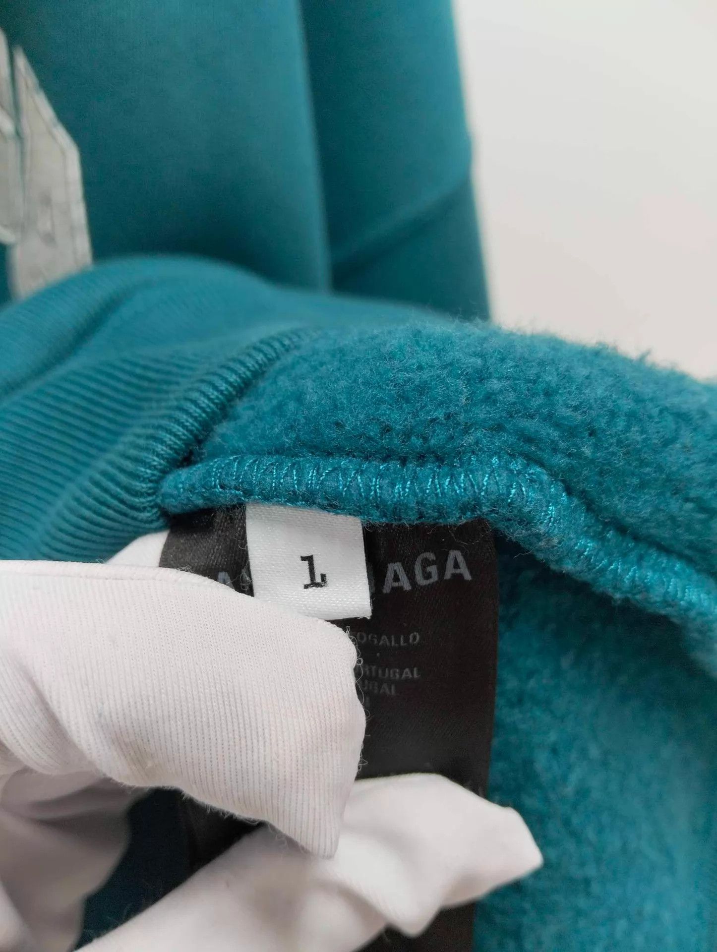 Balenciaga Balenciaga Fleece Lined Runway Hoodie L 95 New Size US S / EU 44-46 / 1 - 5 Thumbnail