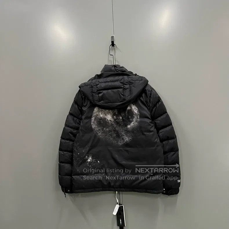 Valentino Valentino Moon print down jacket on the back Size US M / EU 48-50 / 2 - 2 Thumbnail