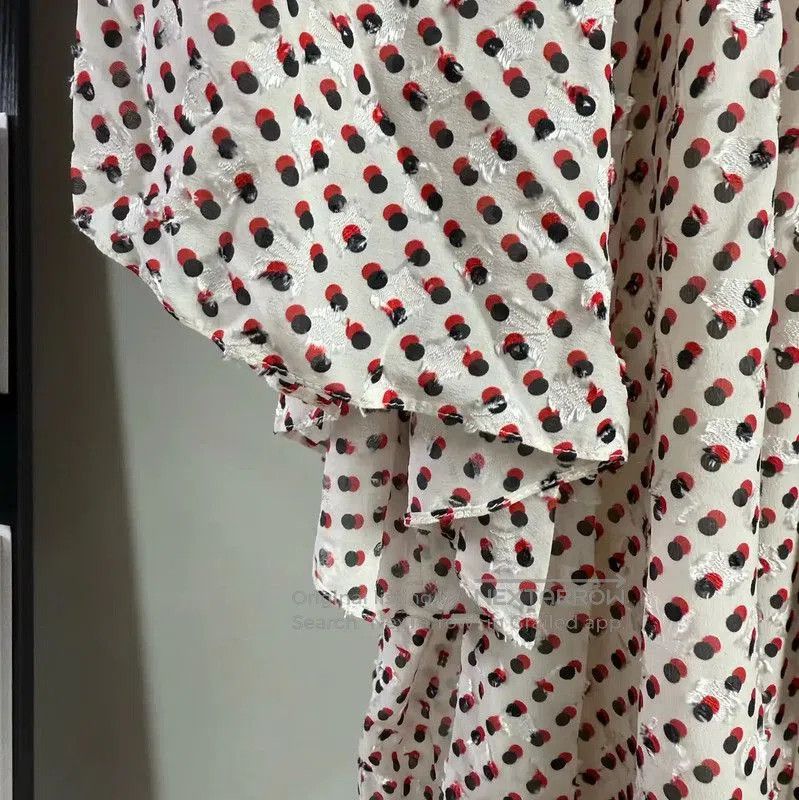 Louis Vuitton Louis Vuitton Color. Size S / US 4 / IT 40 - 4 Thumbnail