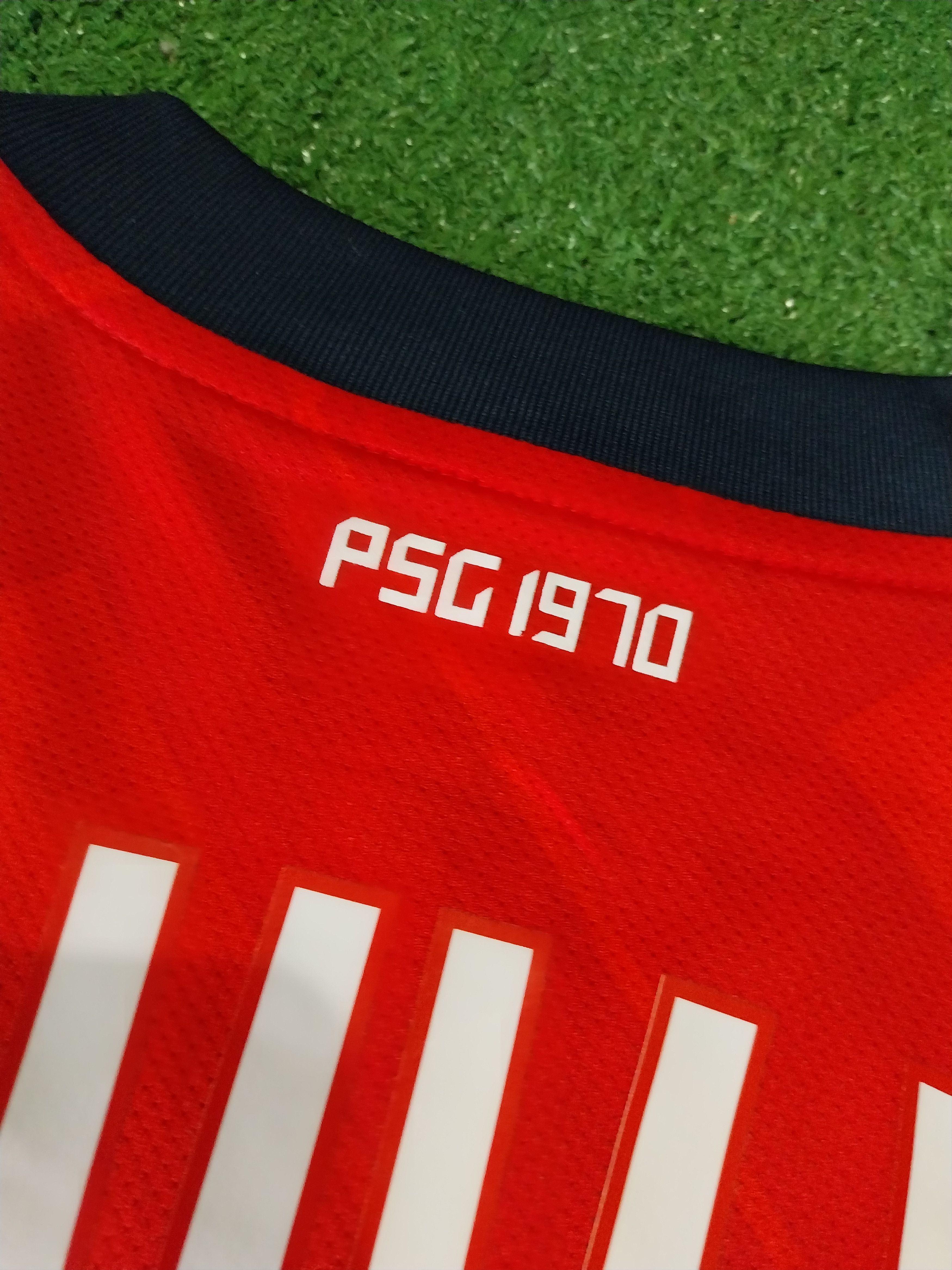 Nike Paris saint germain away 2010 ludovic giuly jersey football Size US L / EU 52-54 / 3 - 10 Thumbnail