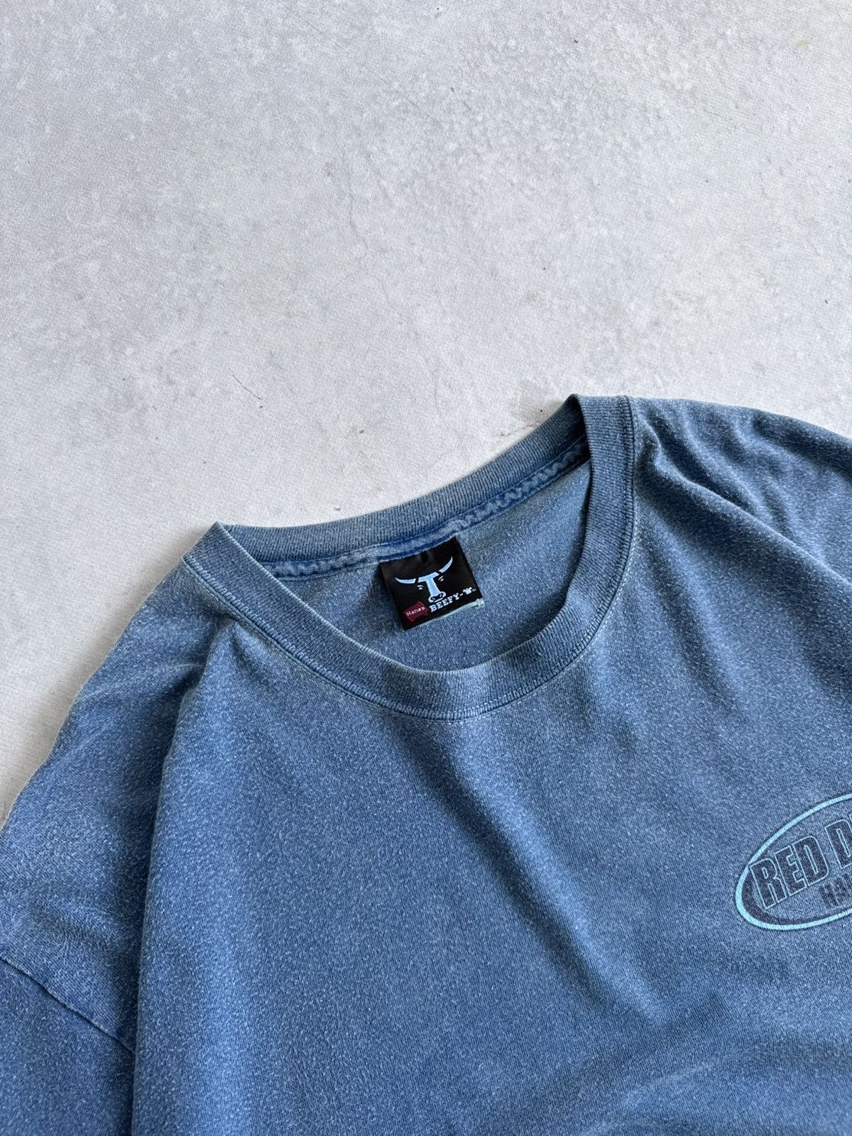 Hanes Red Dirt Hawaii Kohola Surfing Vintage 00’s Hanes Unisex Tee Size US L / EU 52-54 / 3 - 4 Thumbnail