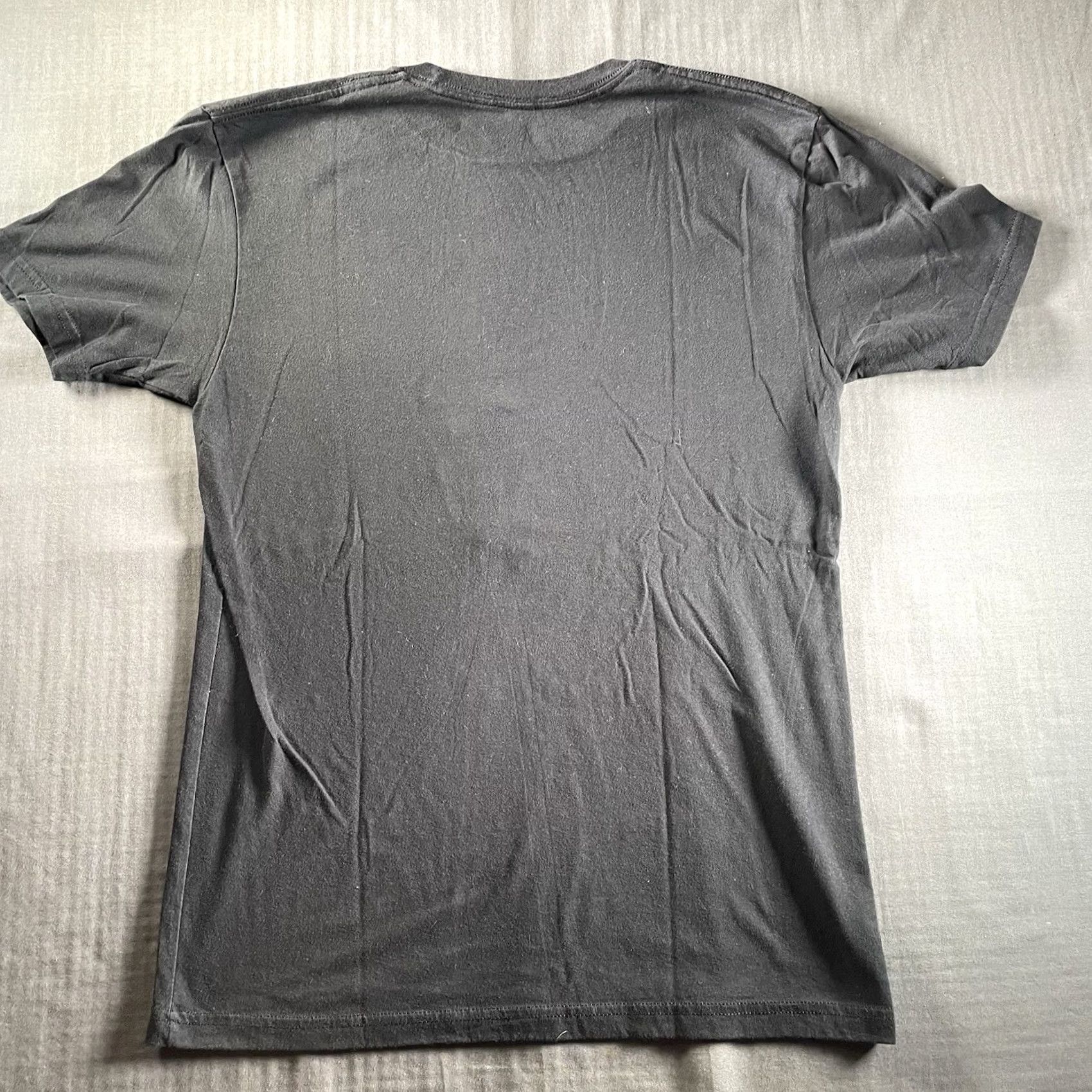 Gildan Nike Shirt Mens Medium American Rock Horror Goat Music Tee Size US M / EU 48-50 / 2 - 5 Thumbnail