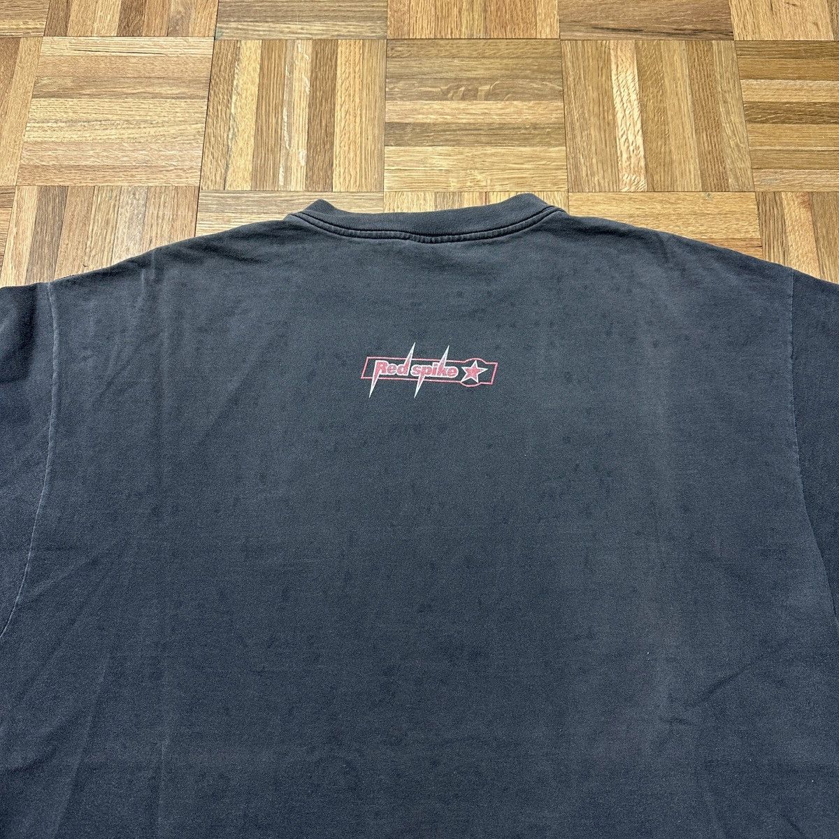 Vintage Vintage Red Spike tee Size US XL / EU 56 / 4 - 4 Thumbnail