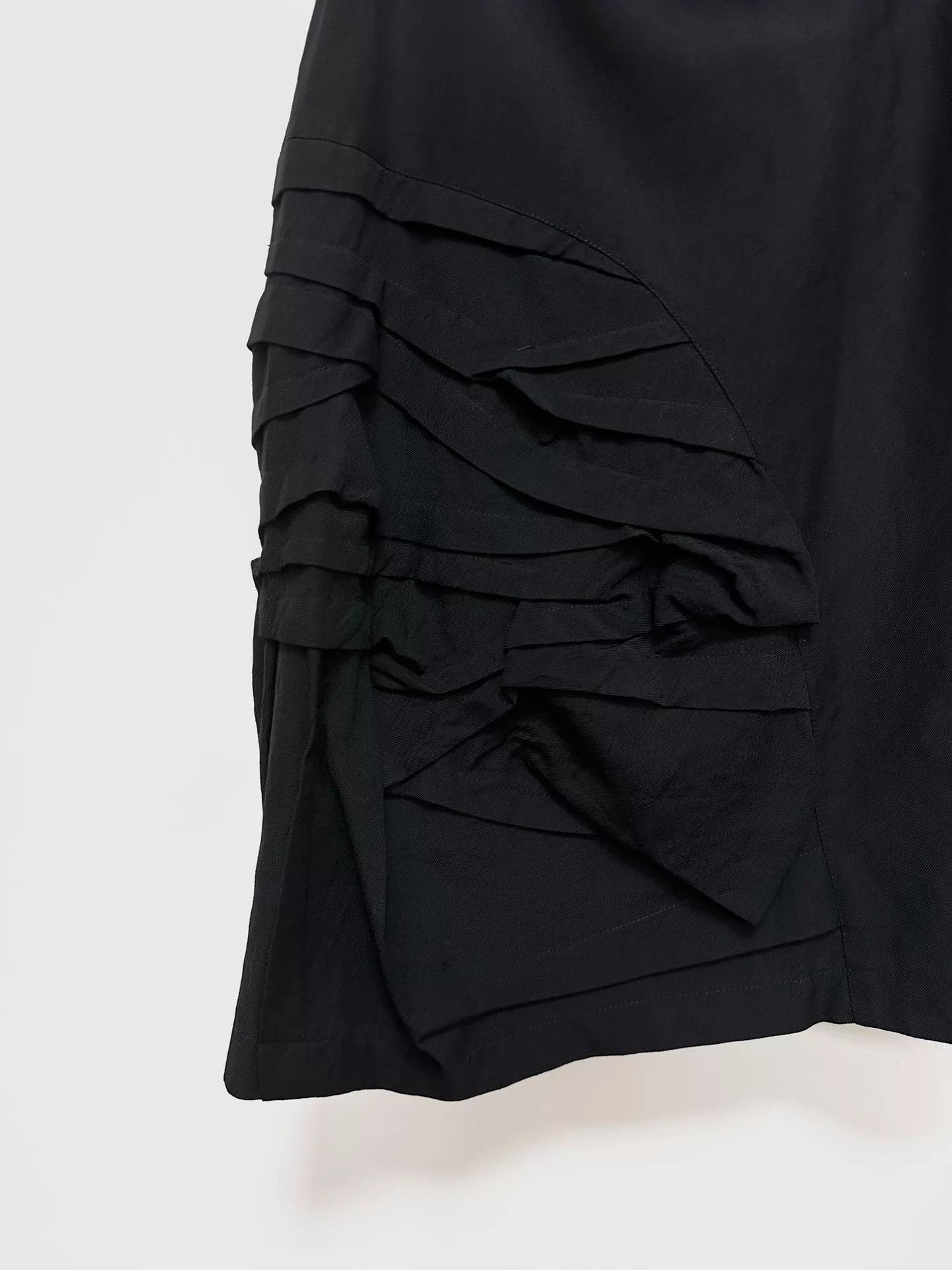 Comme des Garcons Comme des Garcons 1980s Black Pleated Mini Skirt Size 27" / US 4 / IT 40 - 4 Thumbnail