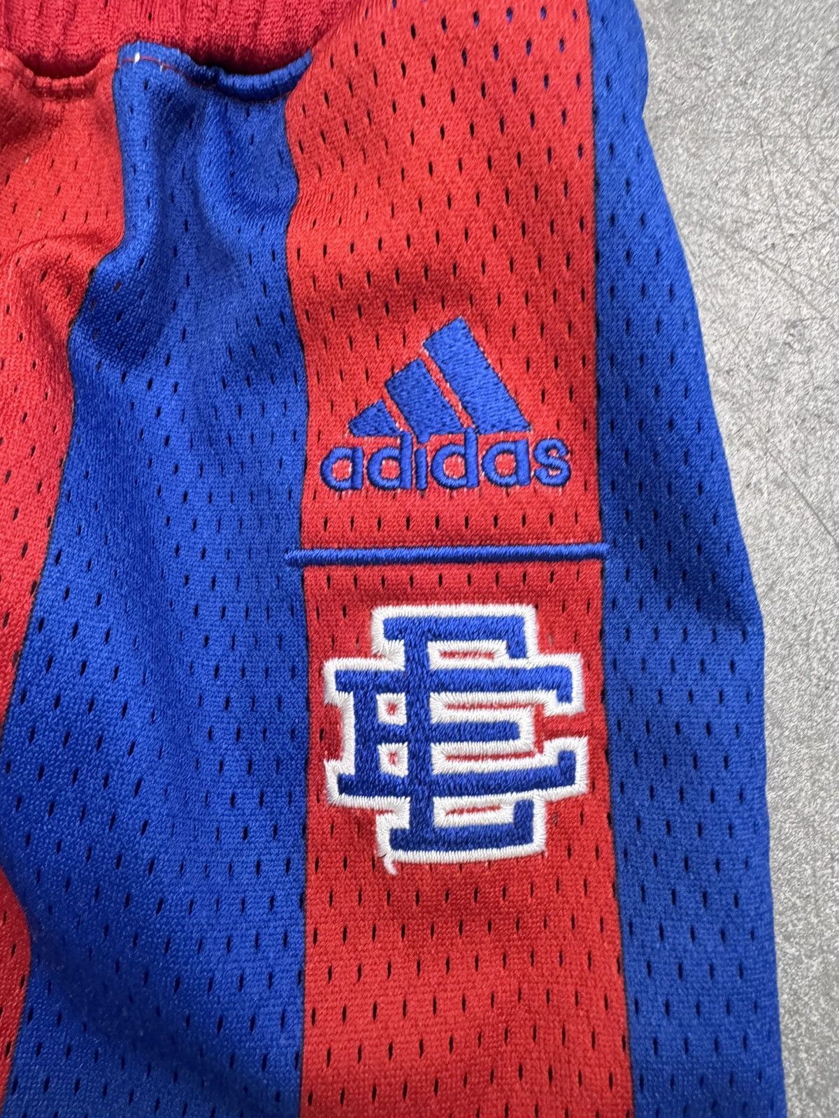 Eric Emanuel FW21 Eric Emanuel EE Kansas Jayhawks Basic Short Size XL Size US 36 / EU 52 - 3 Thumbnail