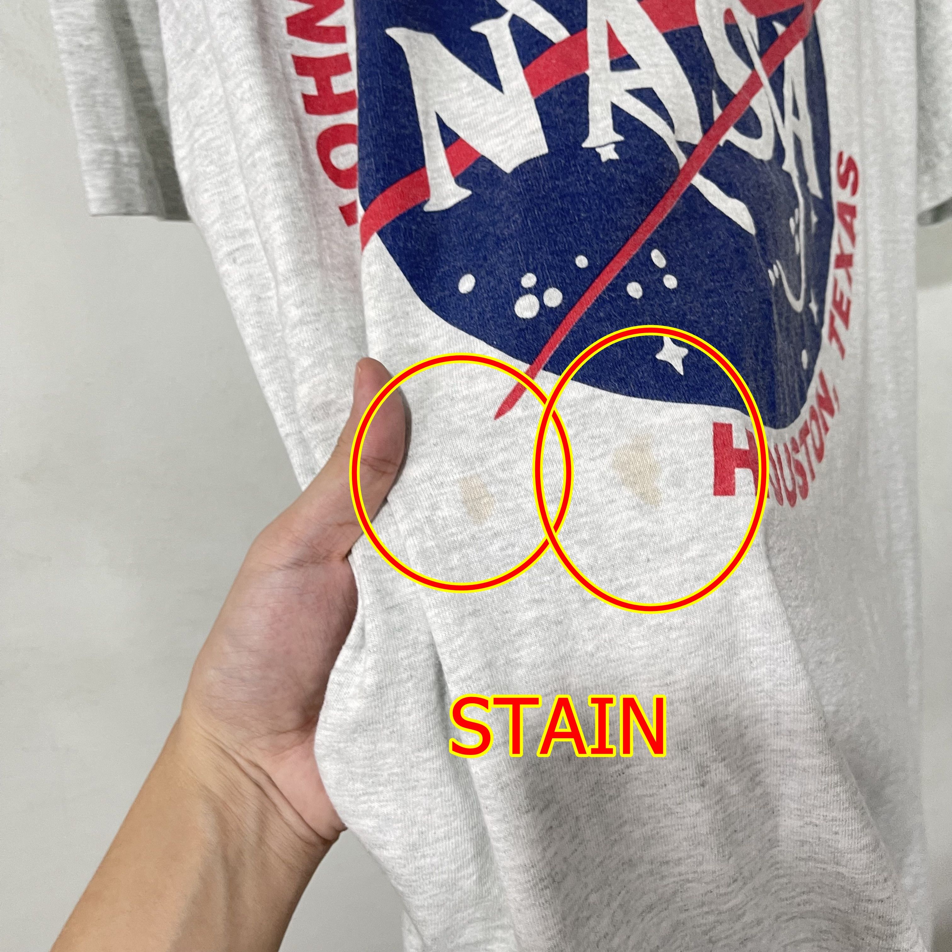 Vintage Vintage 90s NASA Johnson Space Center T-Shirt Size US L / EU 52-54 / 3 - 5 Thumbnail