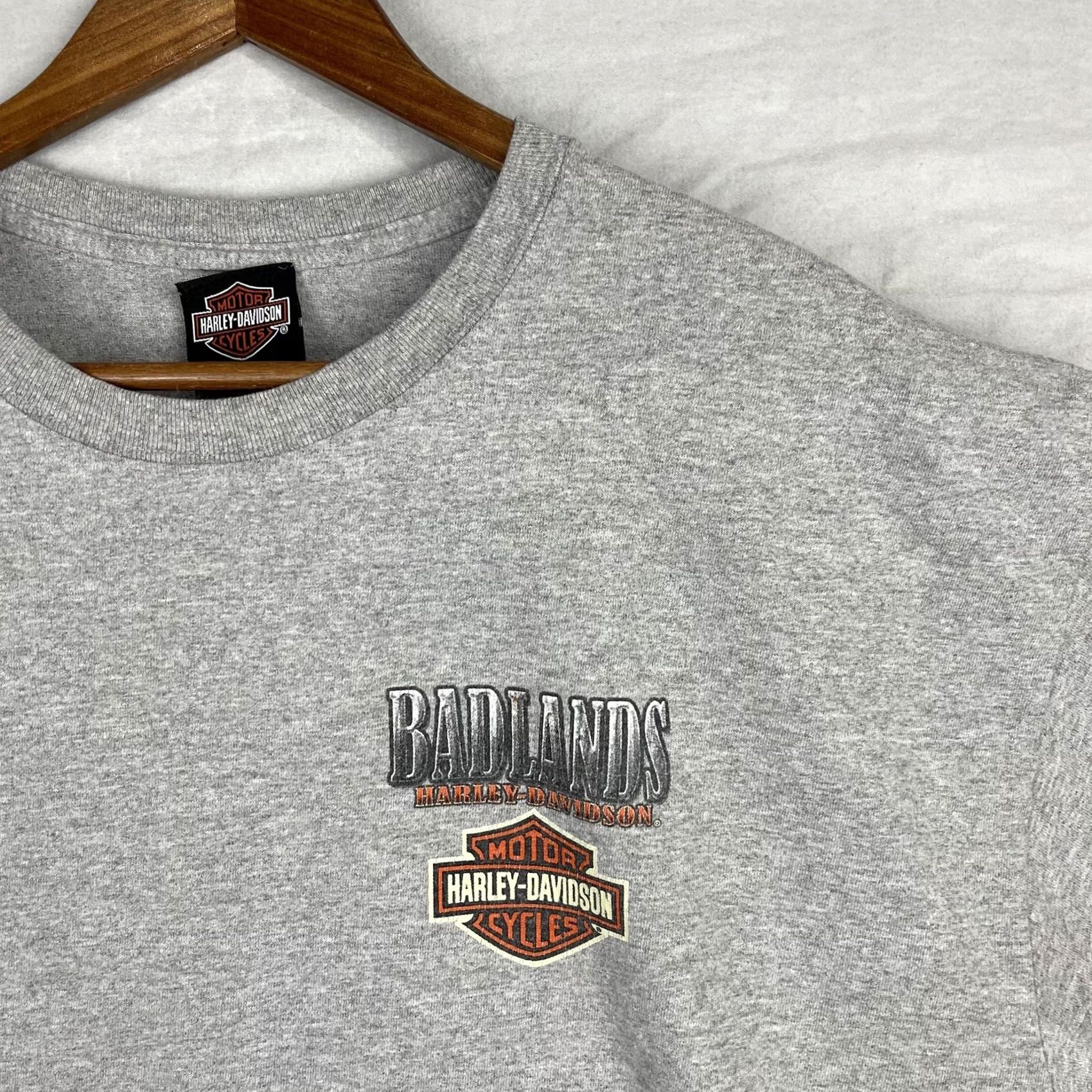 Harley Davidson Harley-Davidson Shirt Mens XL Gray Badlands Wall South Dakota Bull Skull Biker Graphic Print Crew Neck Short Sleeve T-Shirt USA 90s Event Theme Size US XL / EU 56 / 4 - 3 Thumbnail