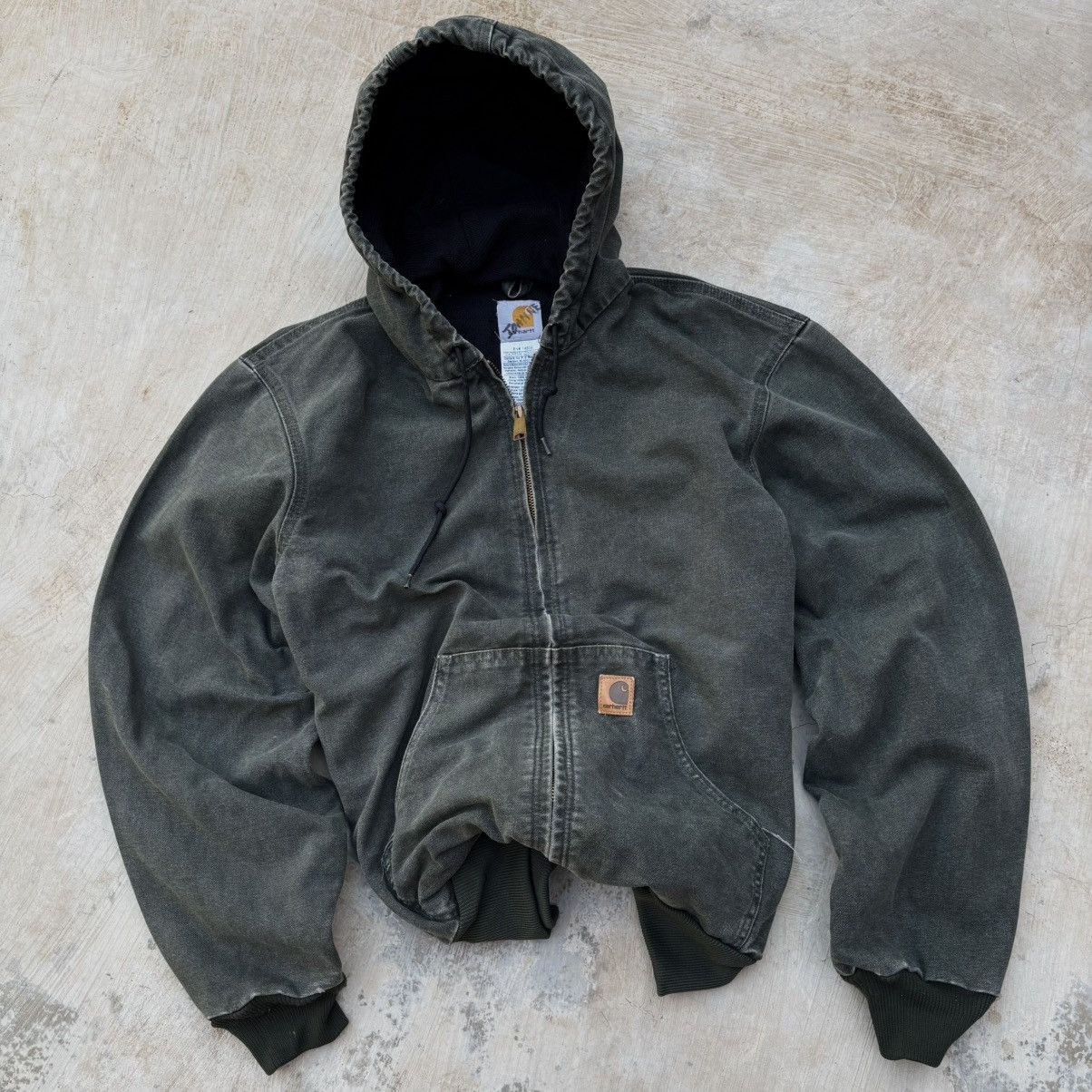 Vintage Sundaded Carhartt Active Jacket J25 Mos